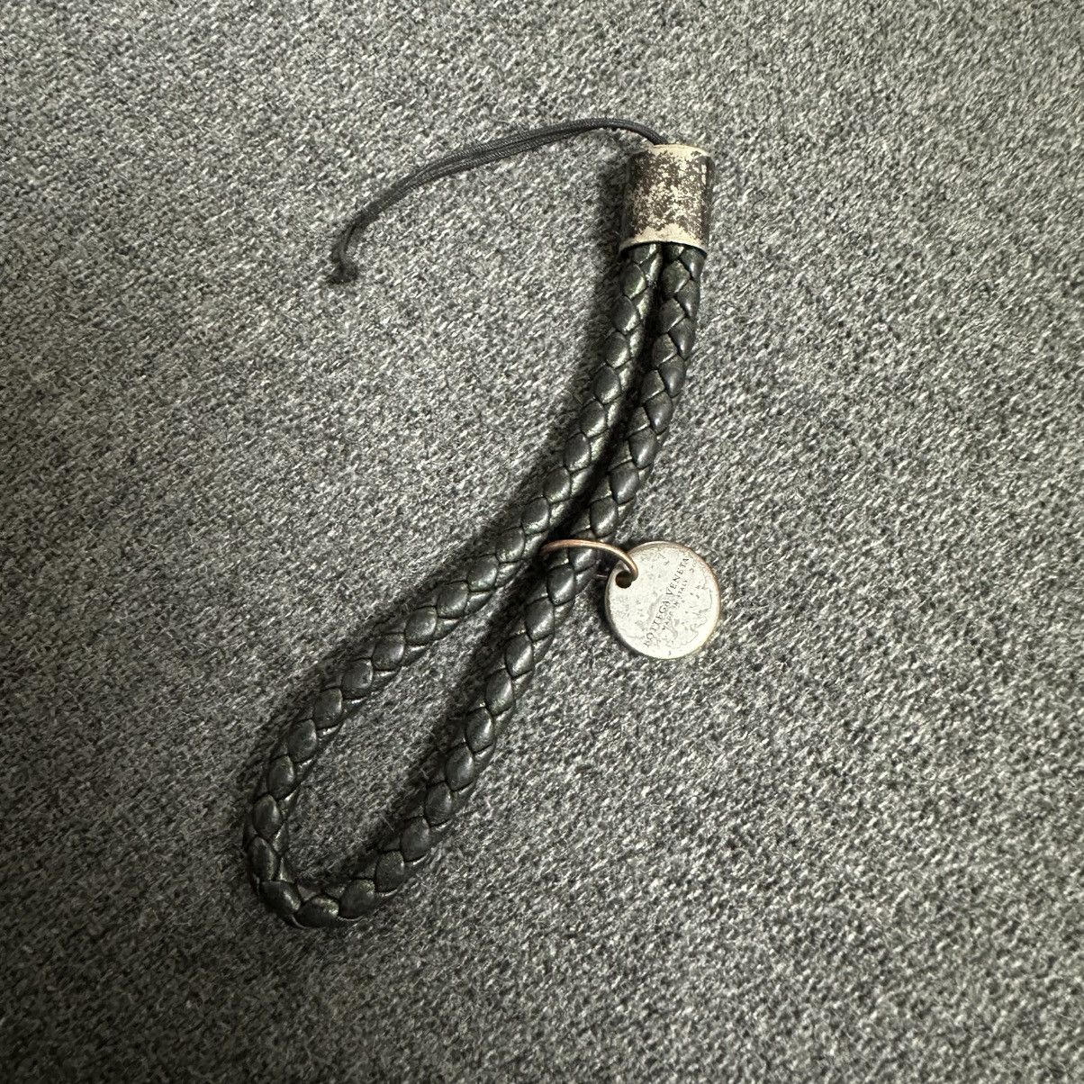 Bottega Veneta Bottega Veneta Braided Leather Keychain Italy Size ONE SIZE - 1 Thumbnail