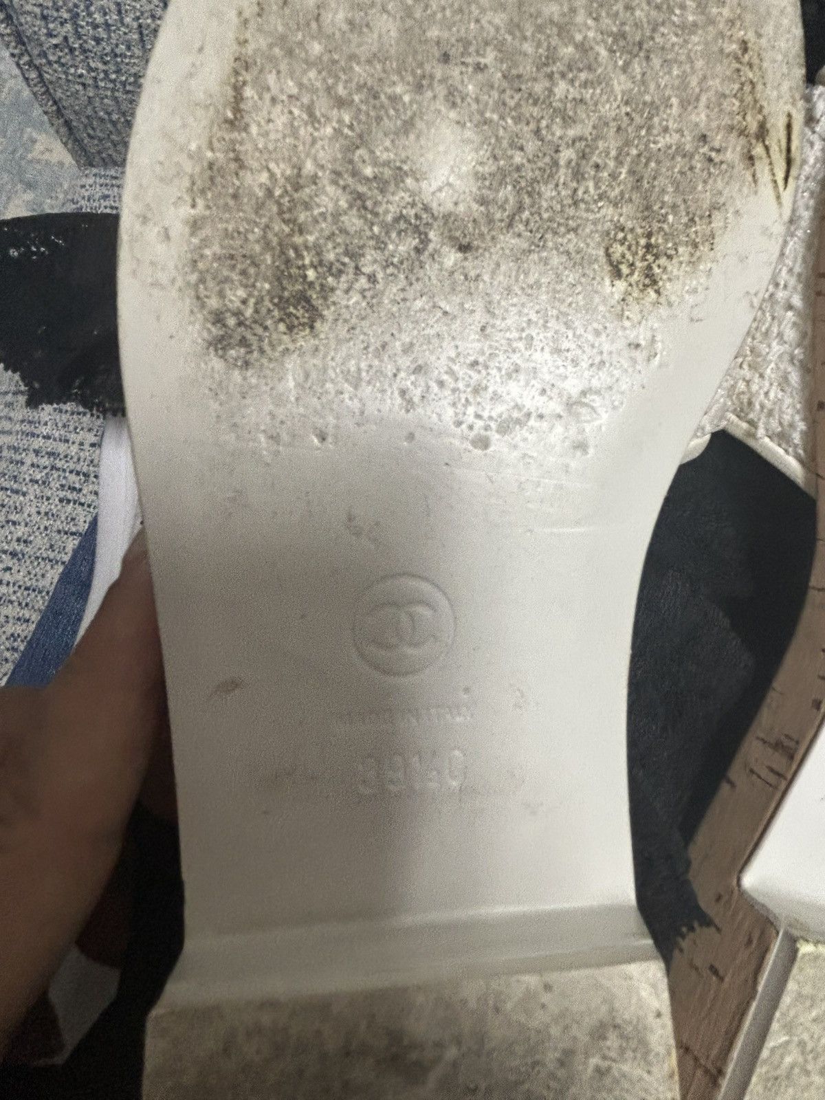 Chanel CHANEL 21C Signature White Chain Tweed Mules Slide Cork 39.5 Size US 9.5 / IT 39.5 - 7 Thumbnail
