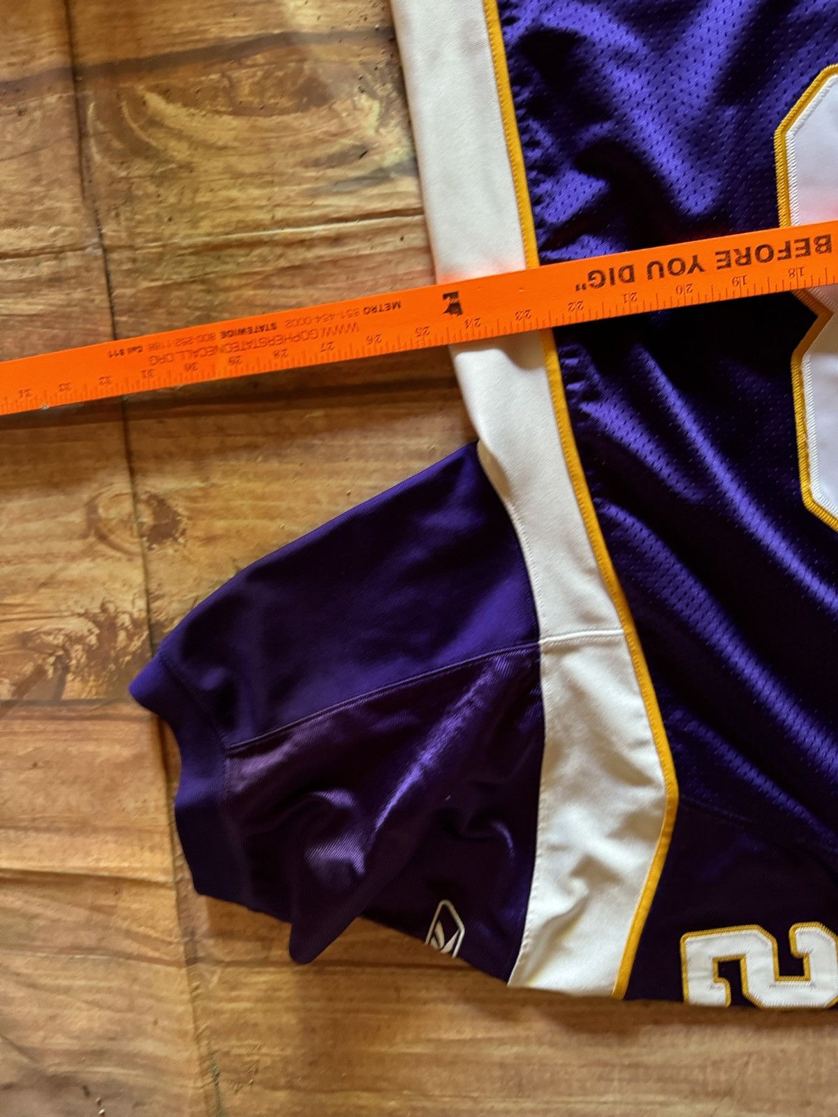 NFL × Vintage Adrian Peterson Minnesota Vikings Jersey Size US XL / EU 56 / 4 - 8 Thumbnail
