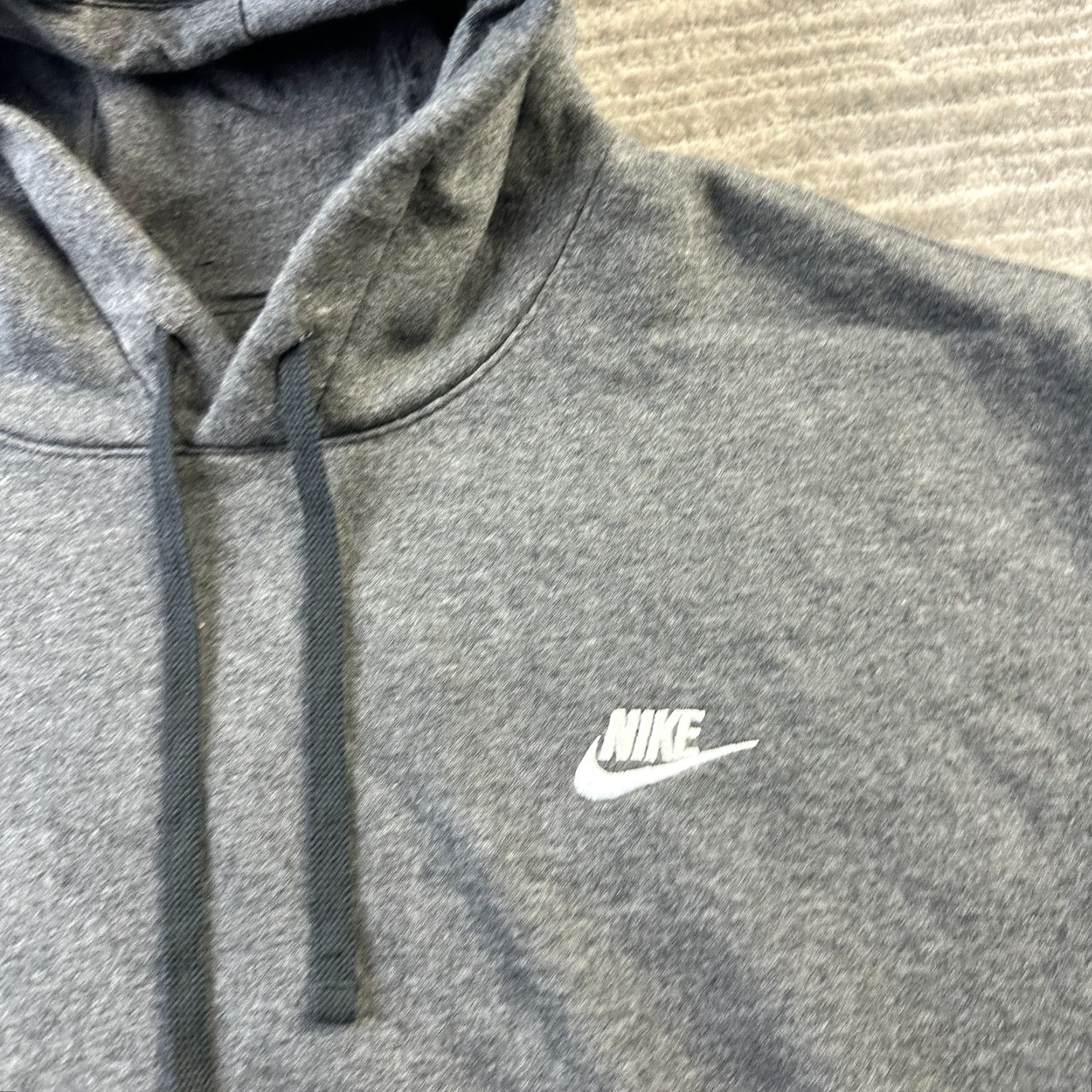 Nike Nike Mens Large Gray Hoodie Hooded Sweatshirt Pullover Club Fleece Size US L / EU 52-54 / 3 - 4 Thumbnail