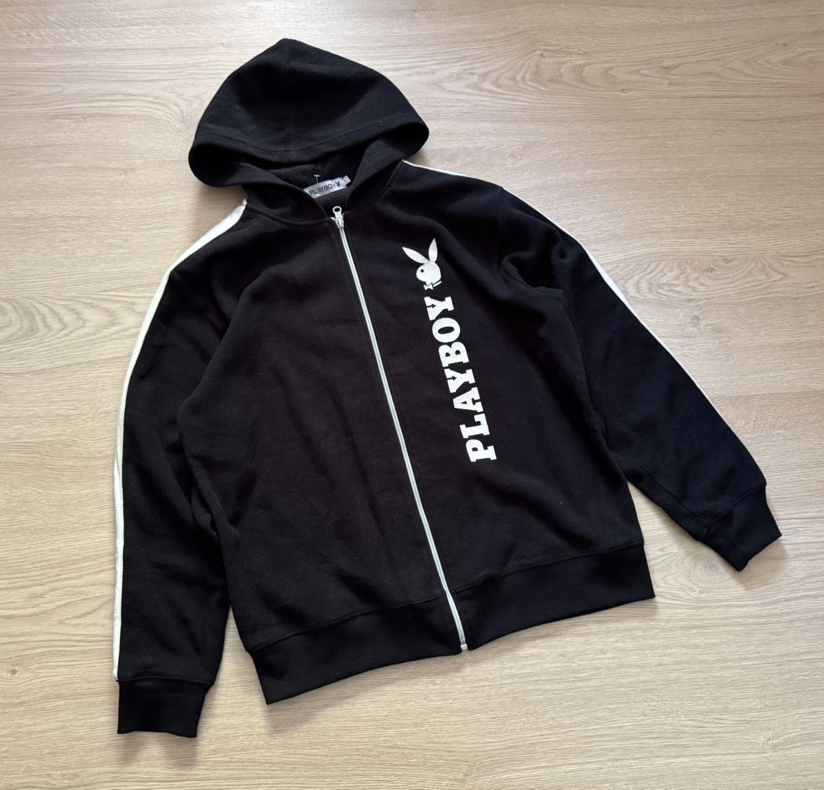 Playboy Vintage 90s Playboy y2k Rare Full Zip Japanese Market Hoodie Size US L / EU 52-54 / 3 - 1 Thumbnail