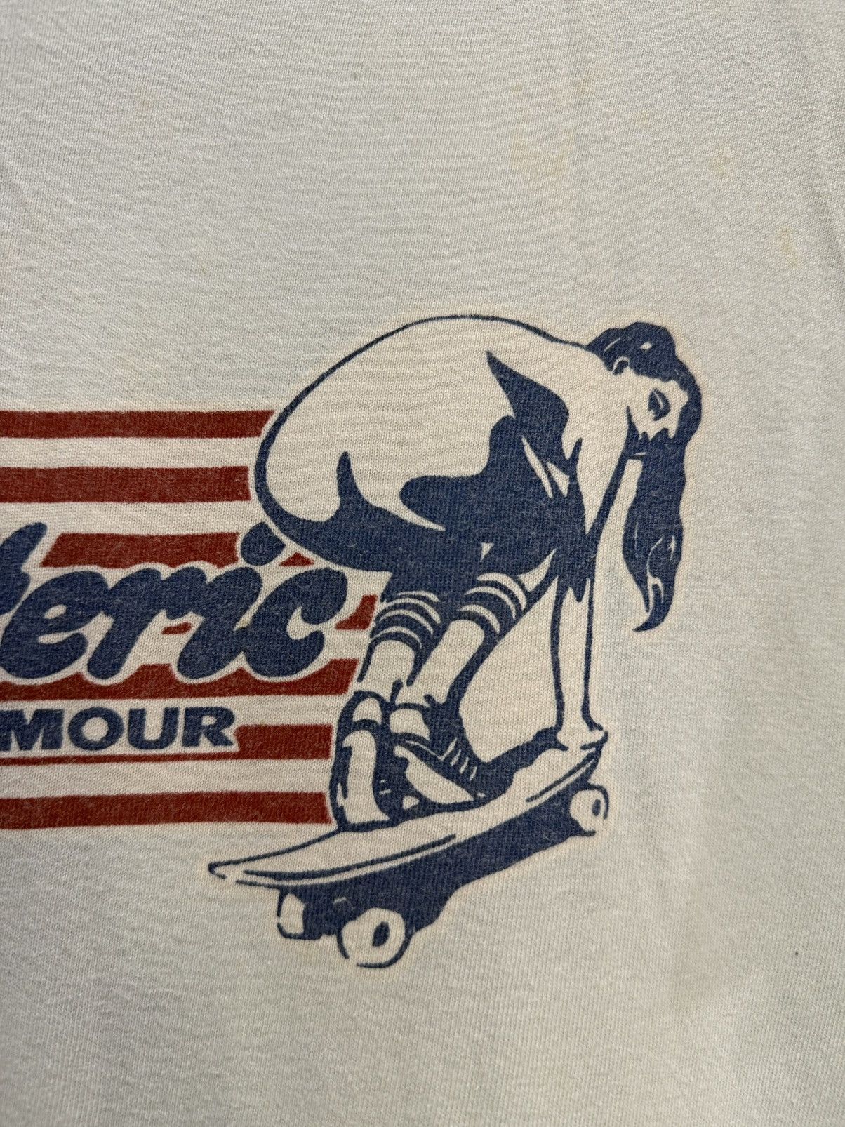 Hysteric Glamour Vintage 90s Hysteric Glamour Girl Nekad Skateboard Faded Tee Size US M / EU 48-50 / 2 - 3 Thumbnail