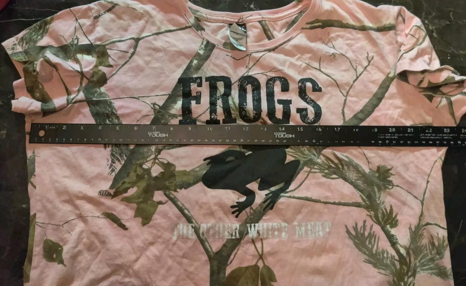 Other "FROGS The Other White Meat" Real Tree Pink Camo T-shirt Size XL / US 12-14 / IT 48-50 - 11 Thumbnail