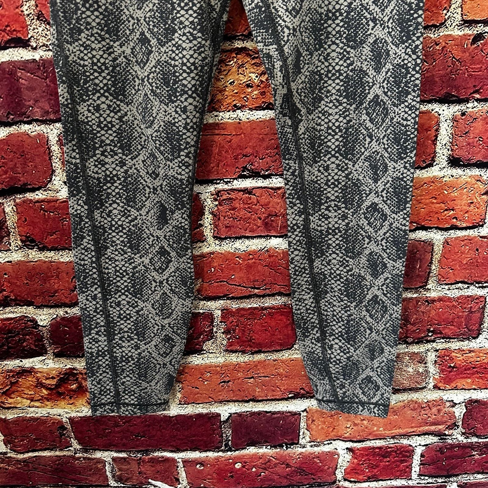 Athleta Athleta leggings size small Size 28" / US 6 / IT 42 - 3 Thumbnail