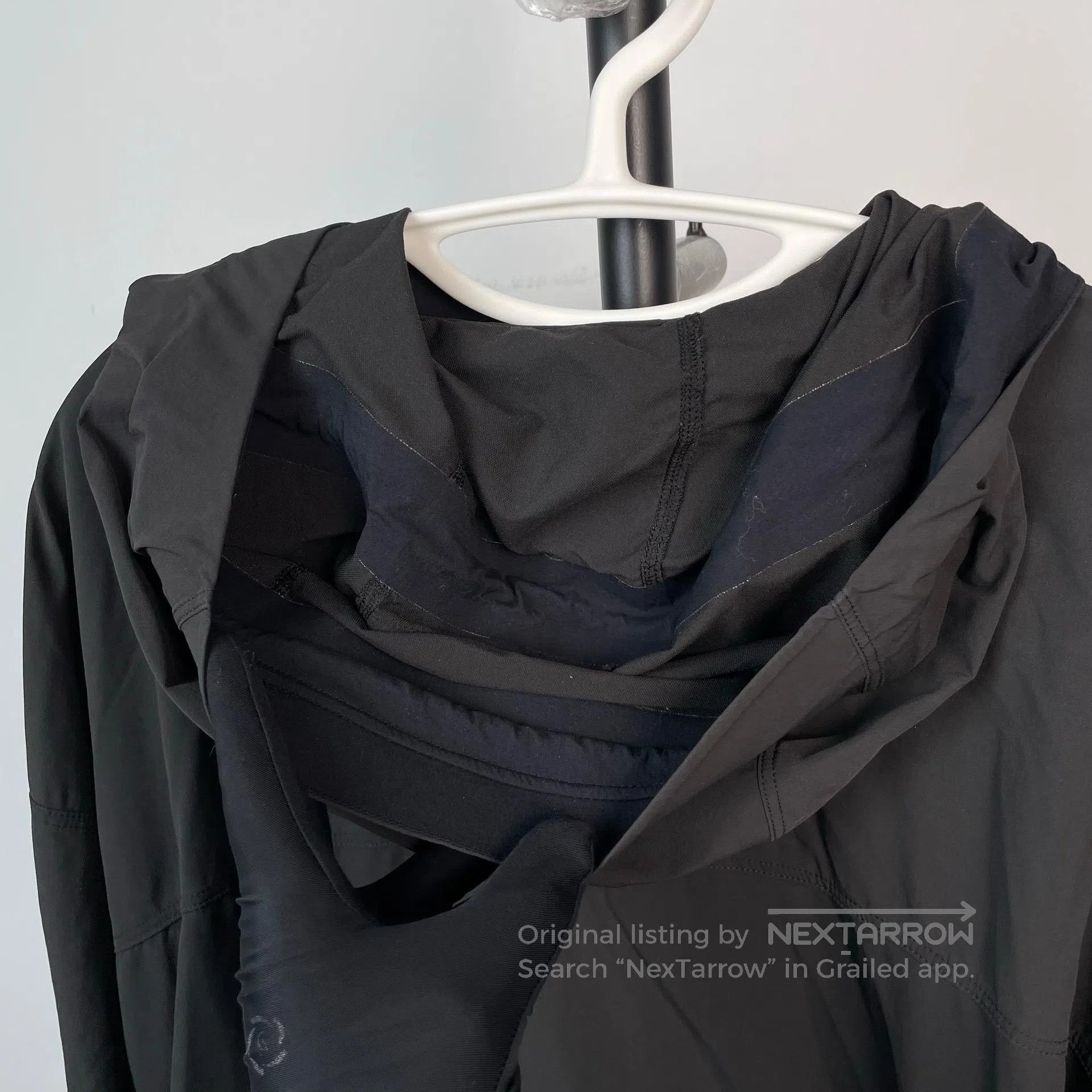 Arc'teryx Arc'teryx Black lightweight sun-protective clothing| Size US M / EU 48-50 / 2 - 4 Thumbnail