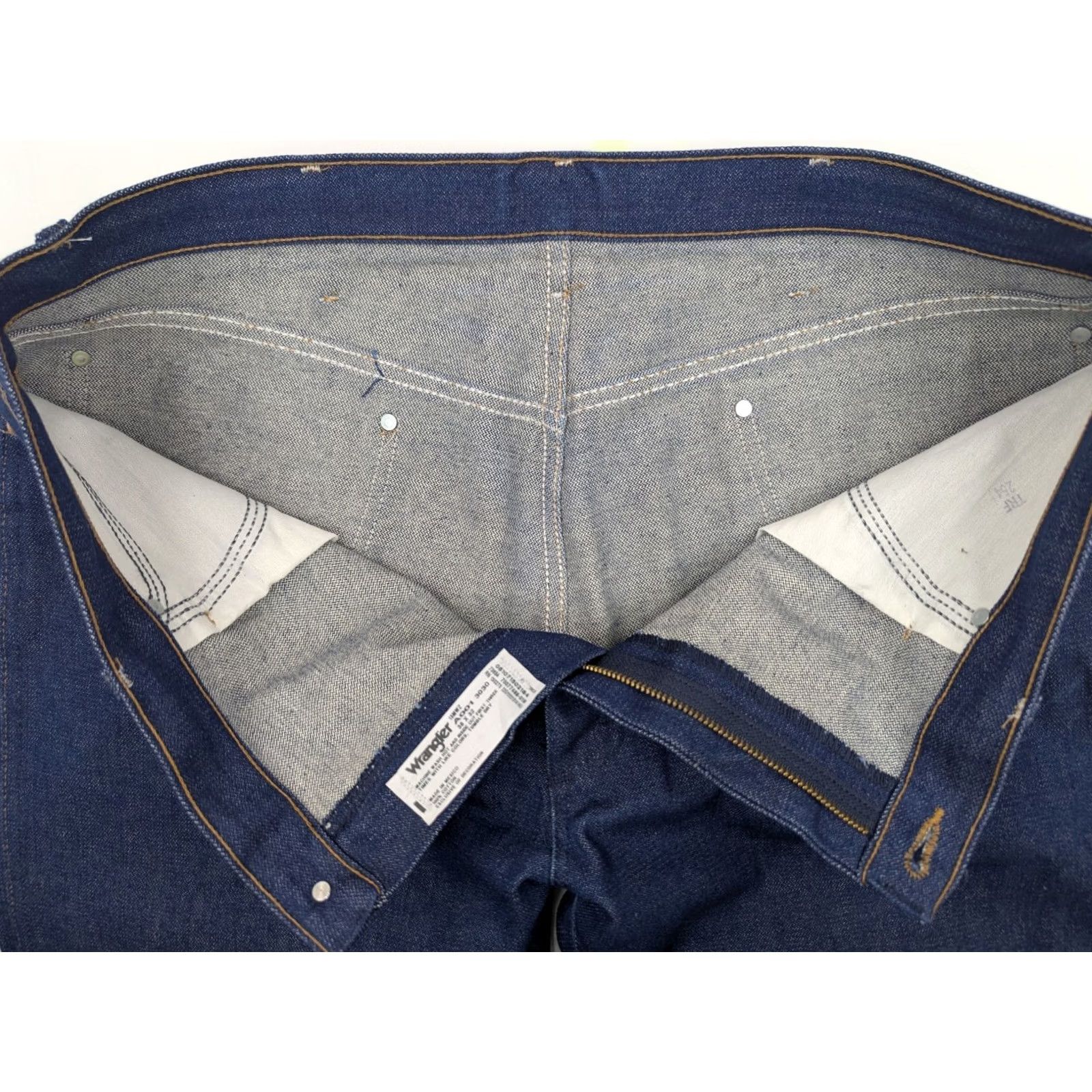Wrangler Wrangler Cowboy Cut 13MWZ Original Blue Jeans Men 40x33 Indigo EUC Regular Straight Denim 100% Cotton Wrangler Cowboy Cut Jeans Mens Size US 40 / EU 56 - 6 Thumbnail