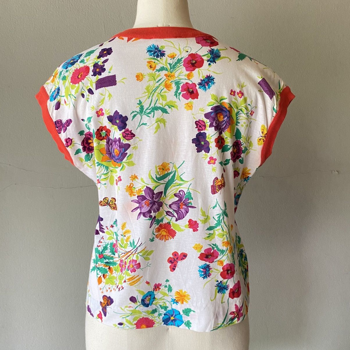 Gucci GUCCI Floral Tee with Red Trim & Bow Size M / US 6-8 / IT 42-44 - 15 Thumbnail