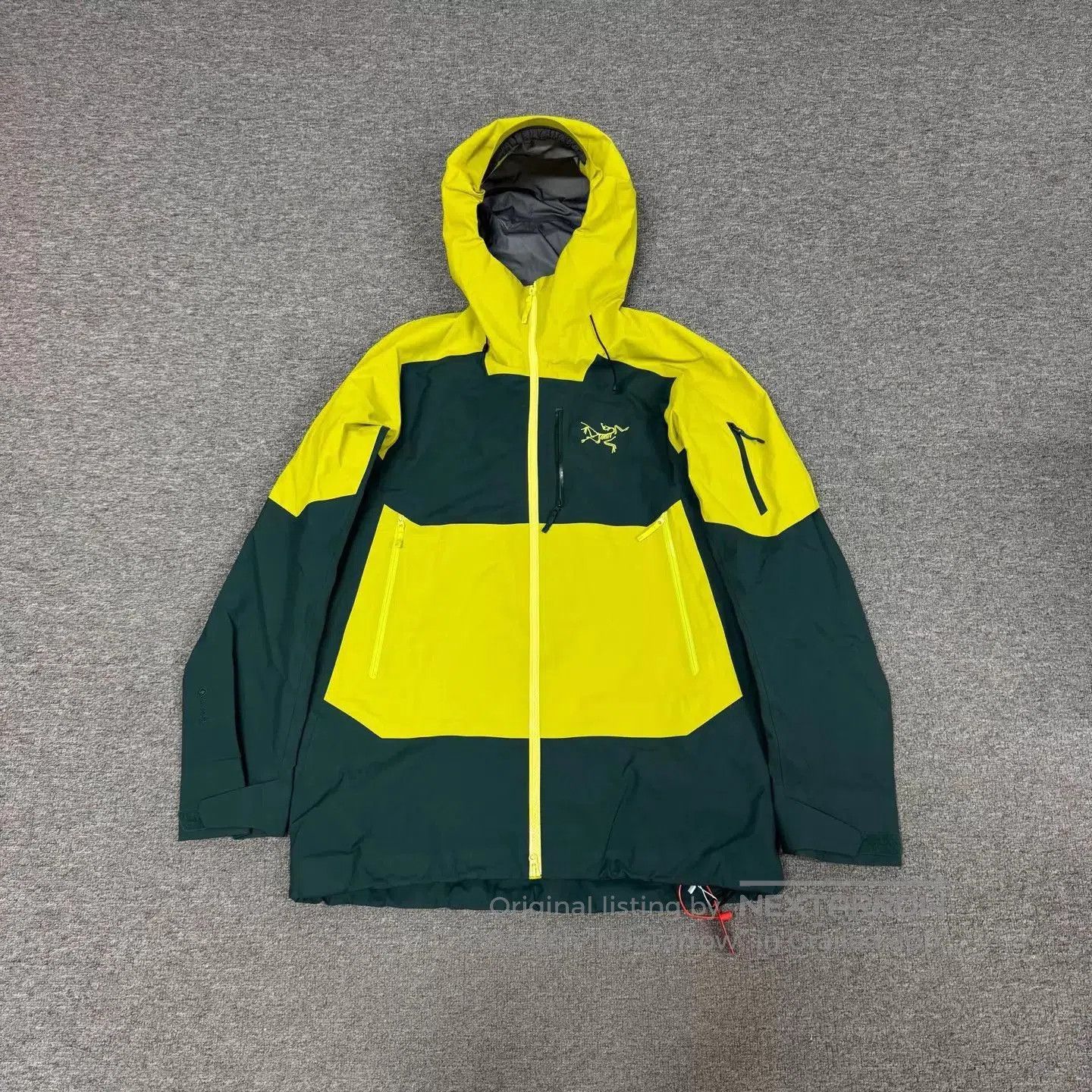 Arc'teryx Multi Color Hooded Rain Jacket Size M. Size US M / EU 48-50 / 2 - 1 Thumbnail