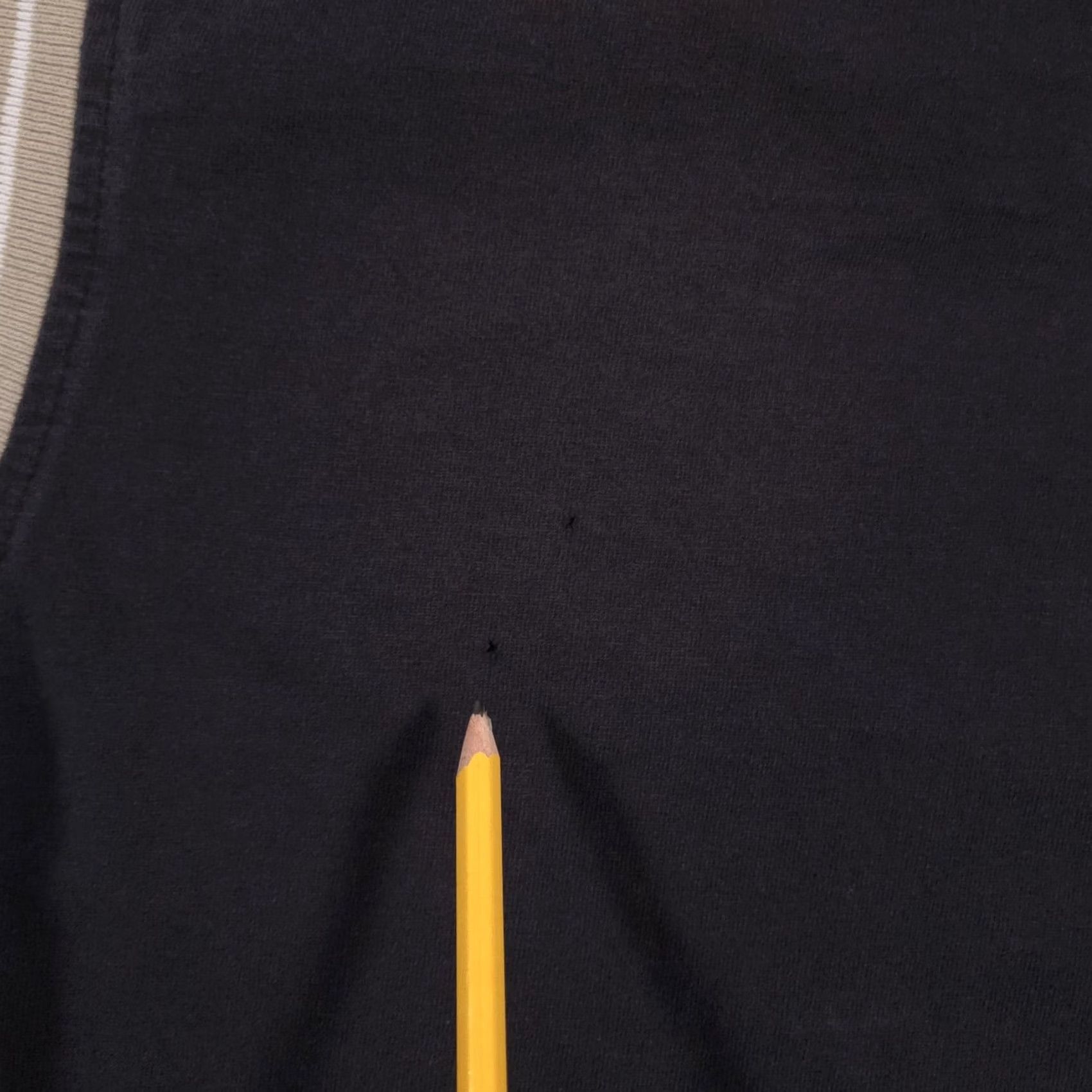 Nike Nike Shirt Mens 2XL Black V-Neck Long Sleeve Contrast Trim Swoosh Casual Size US XXL / EU 58 / 5 - 6 Thumbnail