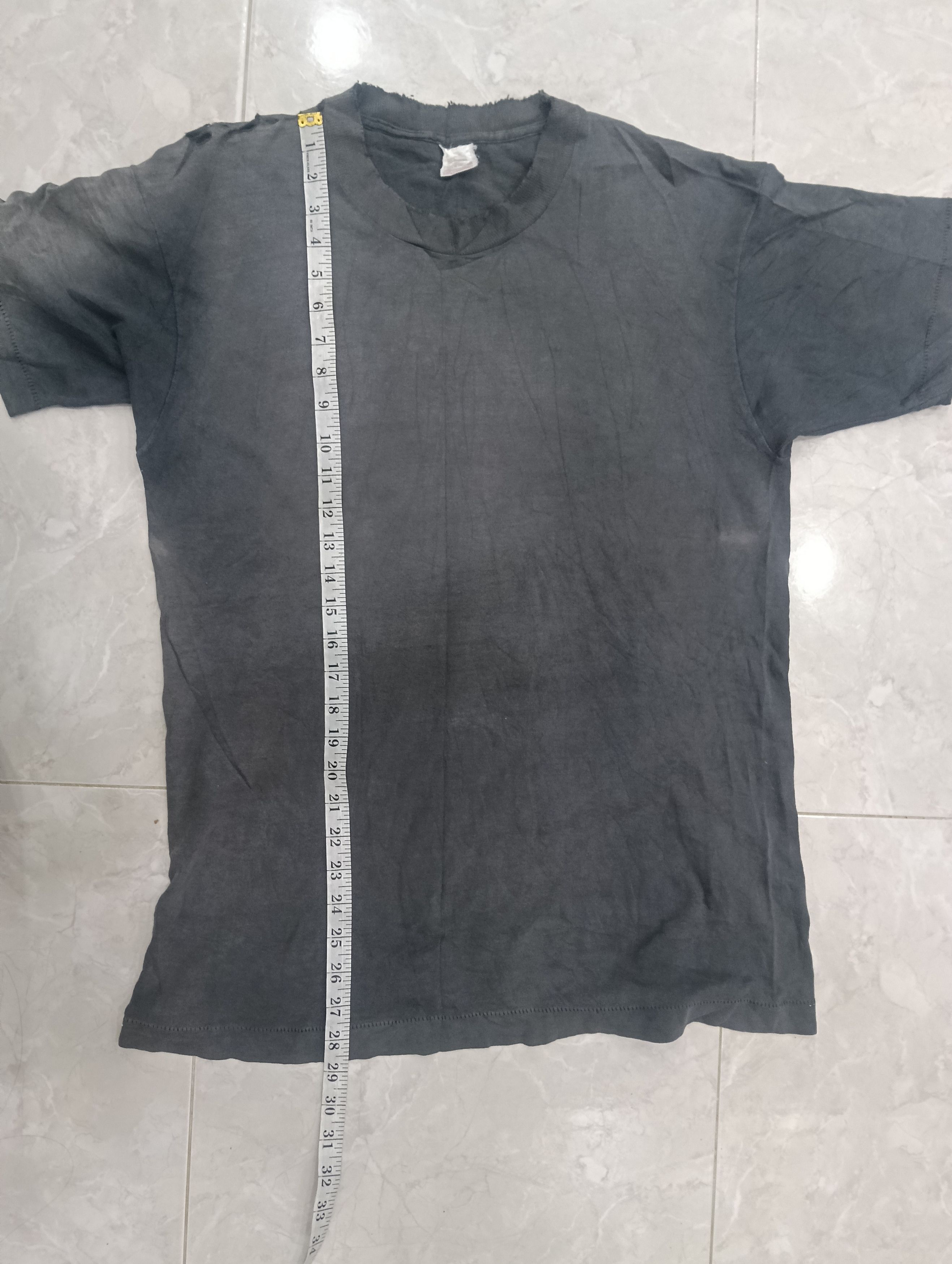 Fruit Of The Loom Rare Vintage Thrashed Tee Size US M / EU 48-50 / 2 - 15 Thumbnail