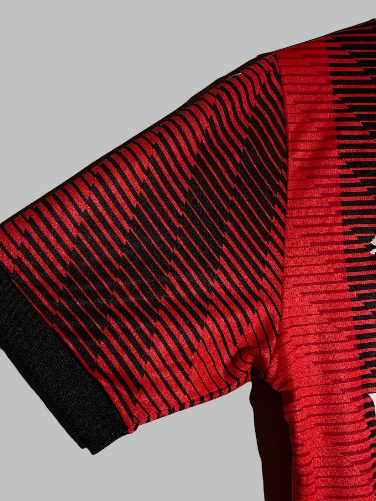 Adidas #4 Tonali Puma AC Milan 2023/24 Football Shirt Size US S / EU 44-46 / 1 - 6 Thumbnail