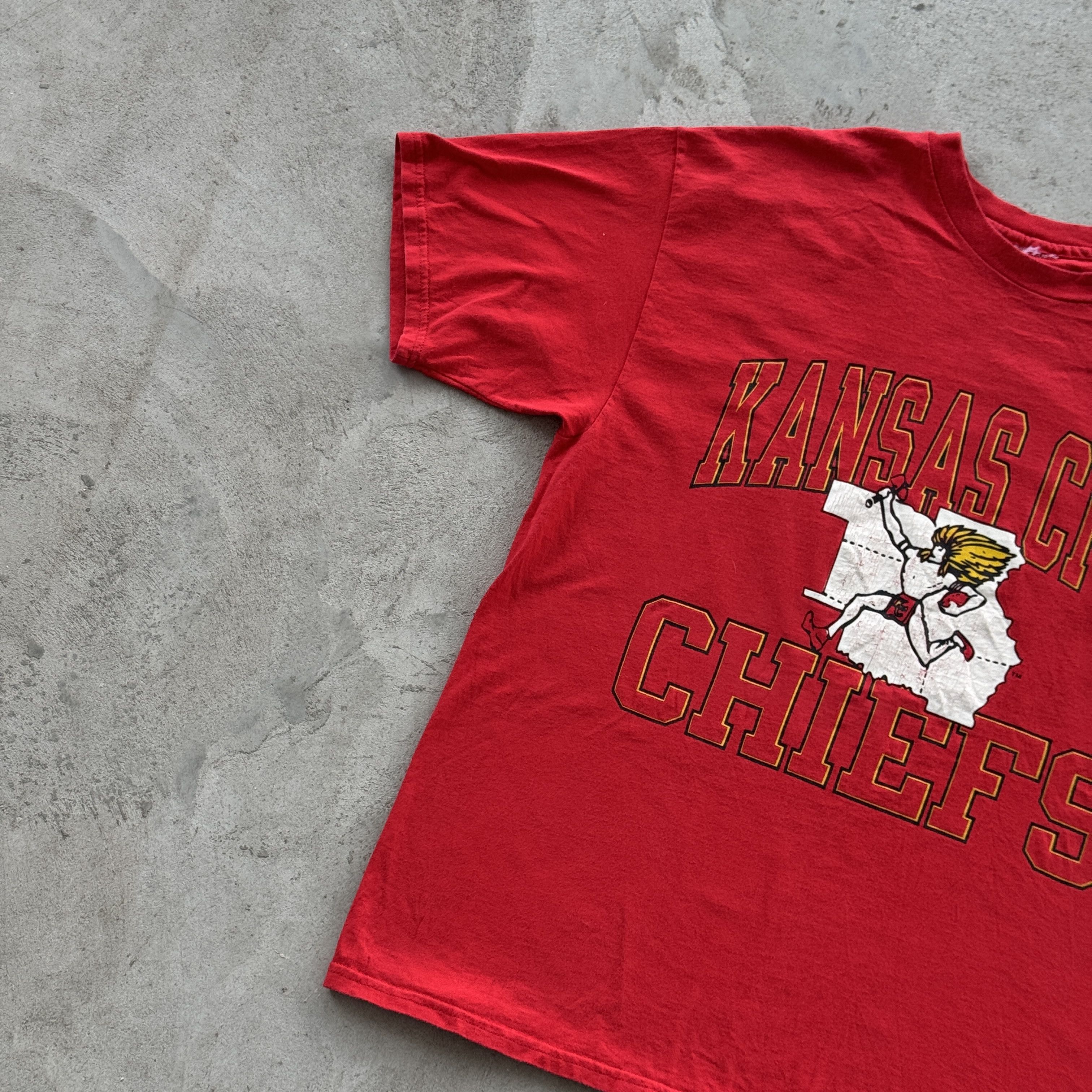 Champion Vintage Champion Kansas City Chiefs T Shirt NFL Fan Apparel Size US XL / EU 56 / 4 - 3 Thumbnail