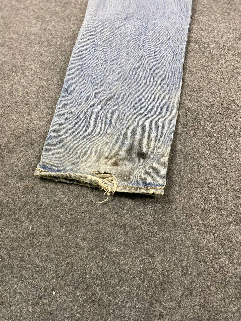 Levi's levis 501 dirty distressed denim Size US 36 / EU 52 - 6 Thumbnail