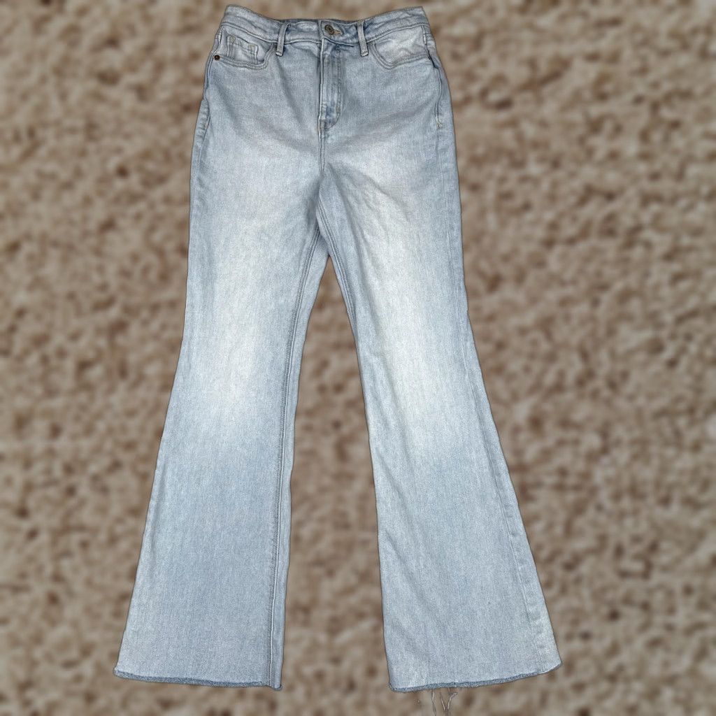Old Navy VINTAGE Old Navy Higher High-Rise Flare Jeans Womens 4 Blue Light Wash Stretch 25x30 Size 27" / US 4 / IT 40 - 1 Thumbnail