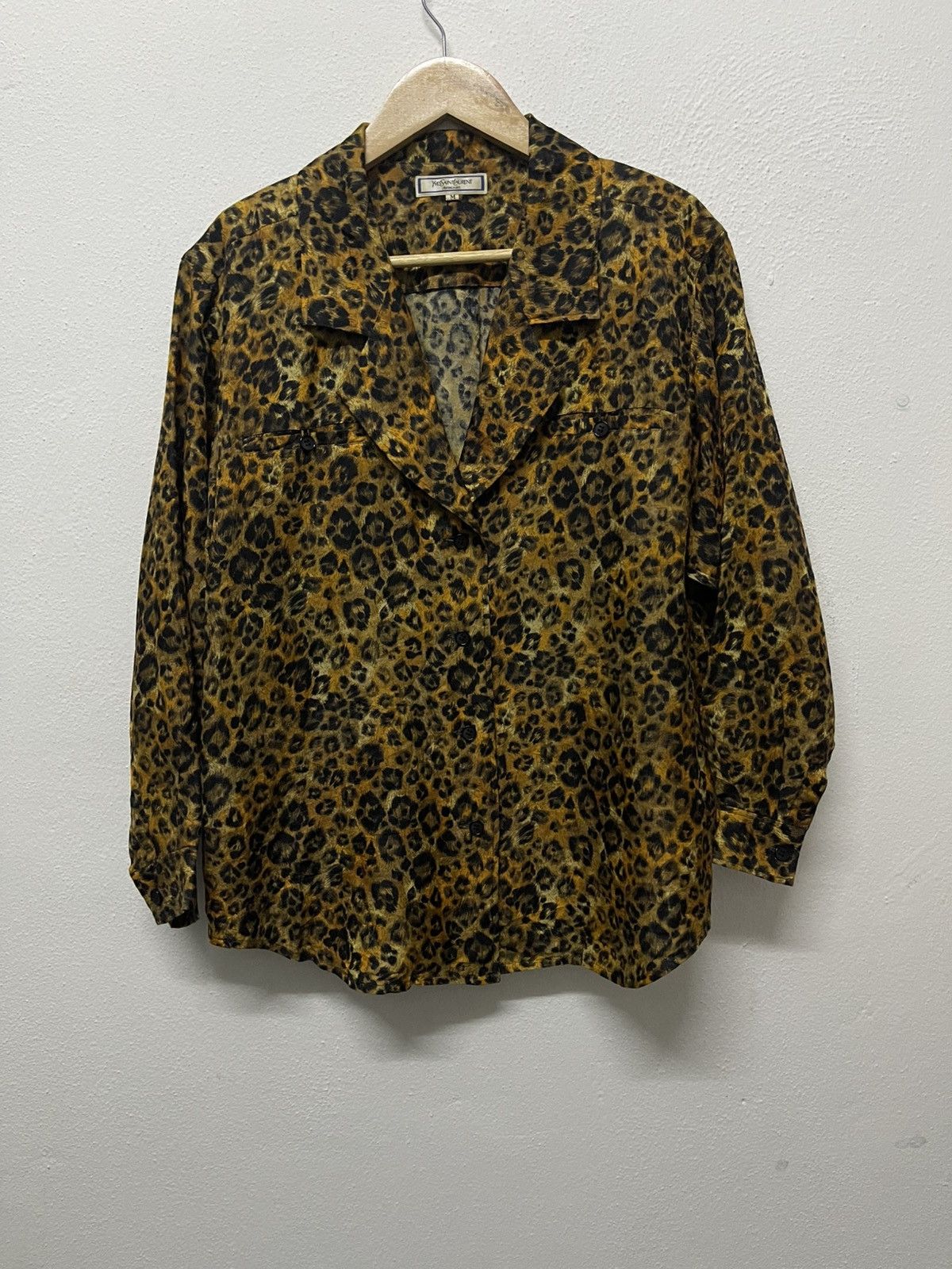 Yves Saint Laurent 1990s YVES SAINT LAURENT LEOPARD OPEN COLLAR FEMININE BLOUSE Size M / US 6-8 / IT 42-44 - 1 Thumbnail