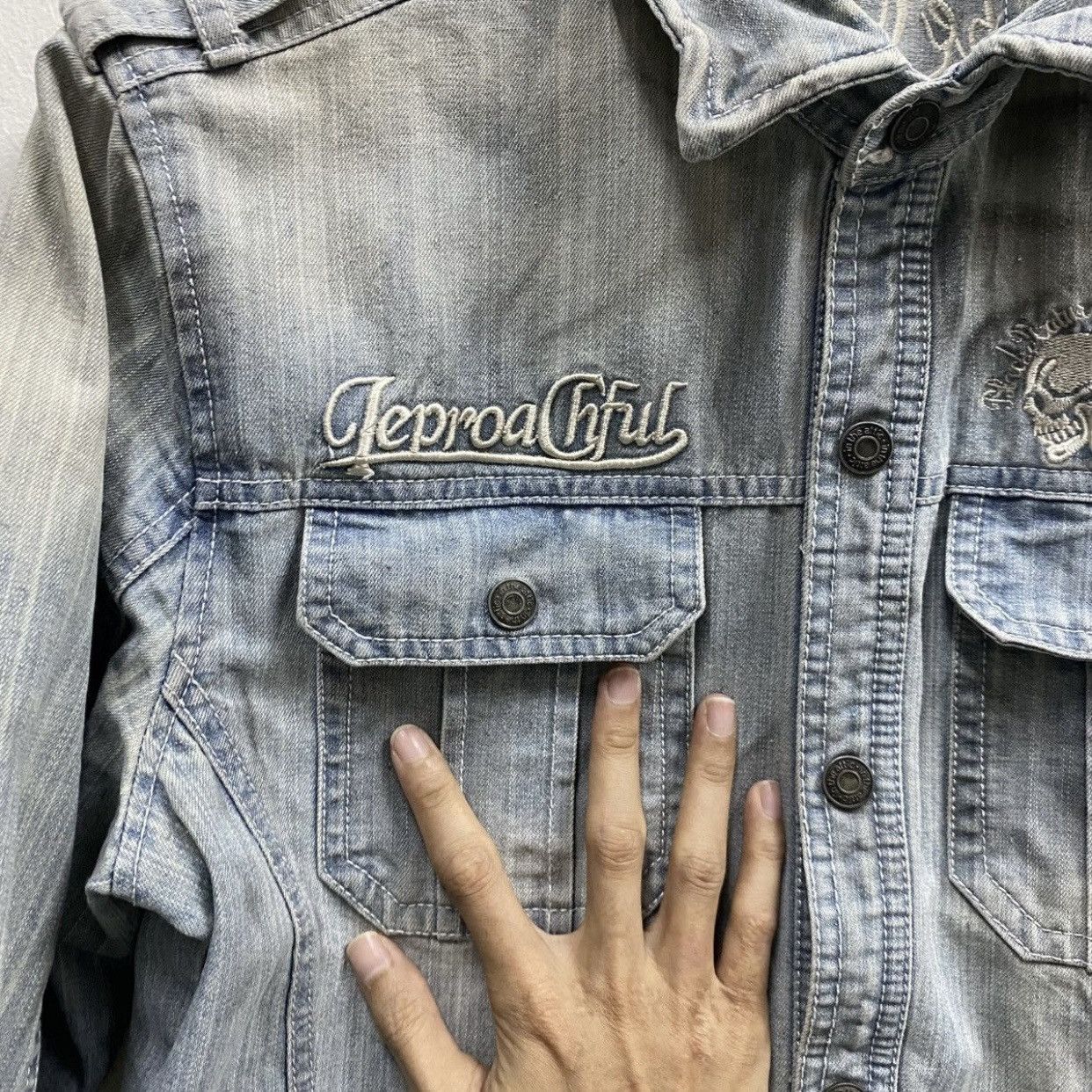 In The Attic IN THE ATTIC Japanese Brand Y2K Grunge Distressed DenimShirt Size US M / EU 48-50 / 2 - 10 Thumbnail