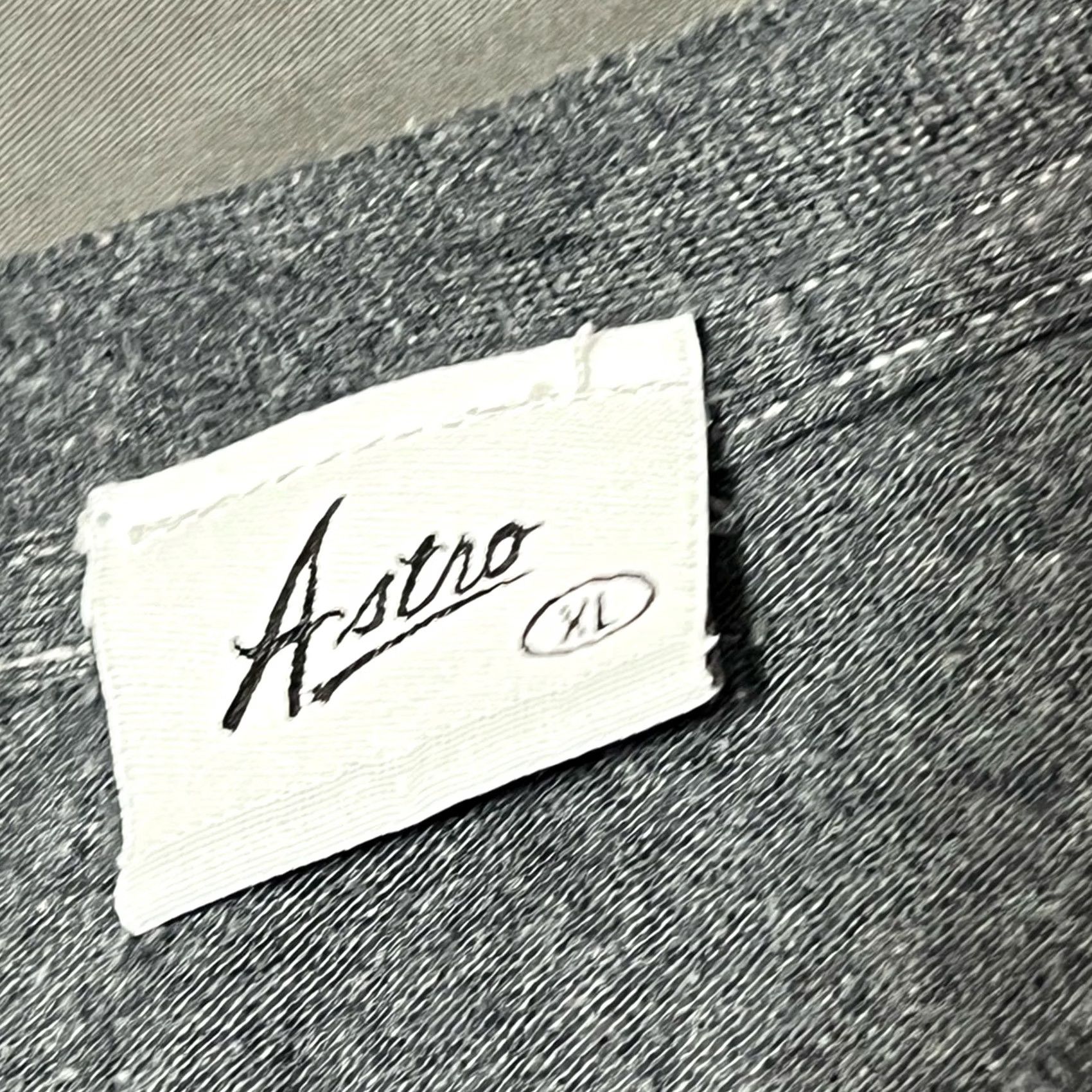Vintage Astro Streetwear Mens Funny Car Racing Graphic Shirt XL - Size XL Size US XL / EU 56 / 4 - 3 Thumbnail