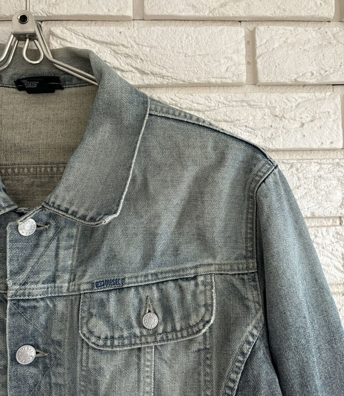 Diesel × Vintage Vintage Diesel 90s Denim Jacket Distressed Size US L / EU 52-54 / 3 - 3 Thumbnail
