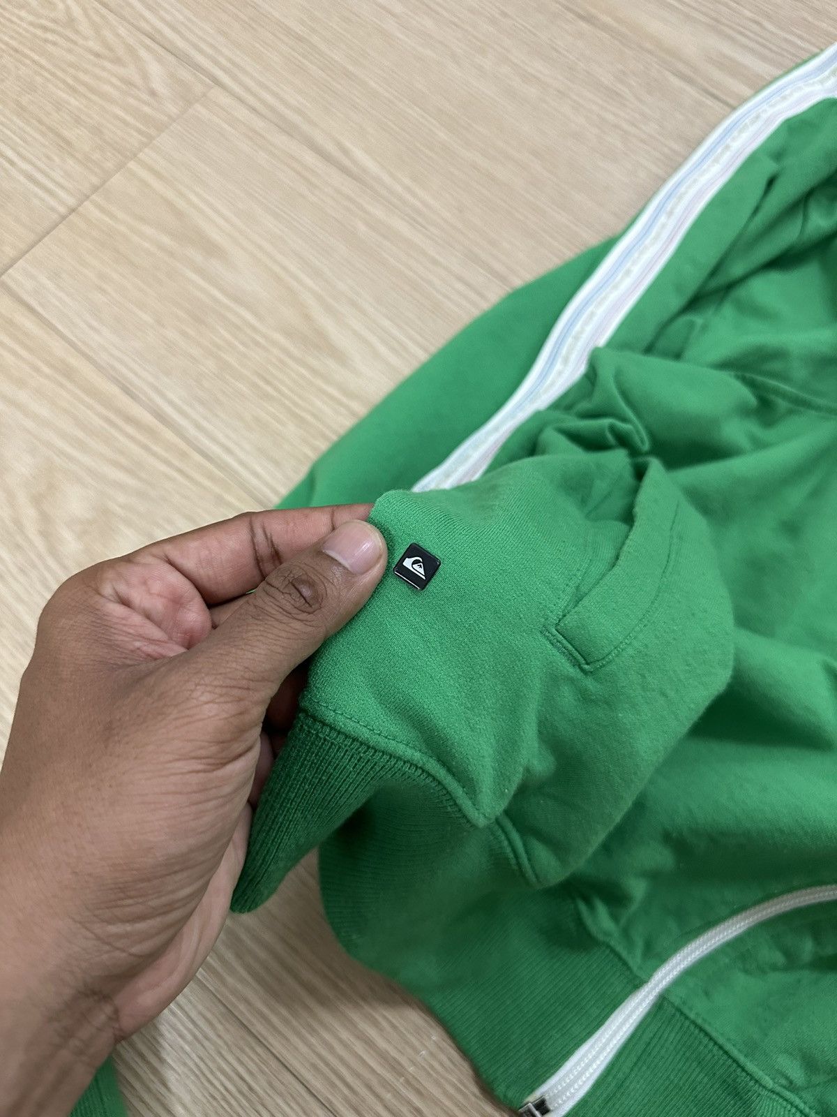 Beauty Beast × Quiksilver × Vintage Vintage Y2K Rare And Beautiful Quiksilver Green Sweater Size US L / EU 52-54 / 3 - 7 Thumbnail