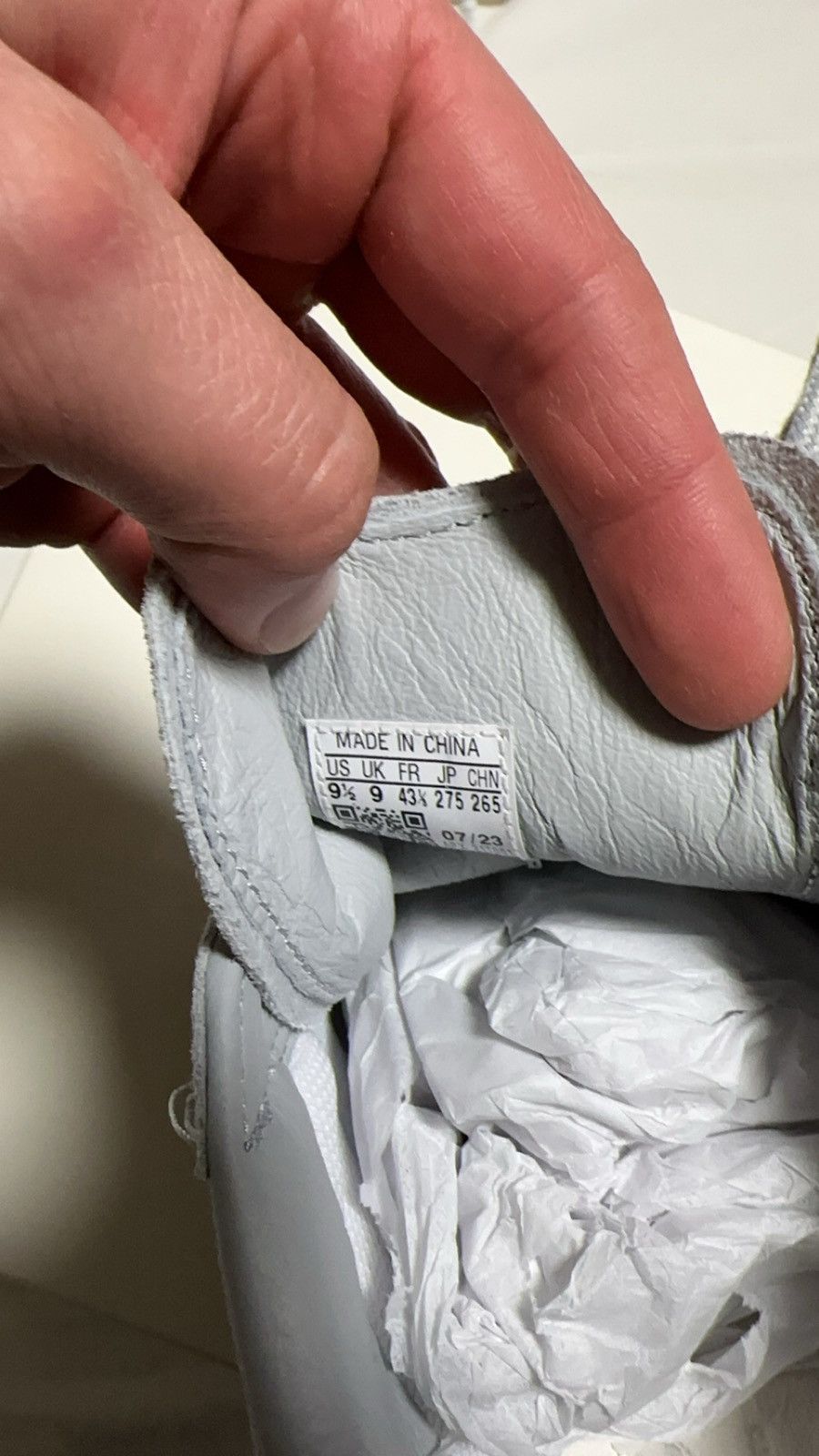 Adidas × Yohji Yamamoto Adidas Y-3 Yohji Yamamoto Gazelle Onyx Size US 9.5 / EU 42-43 - 5 Thumbnail