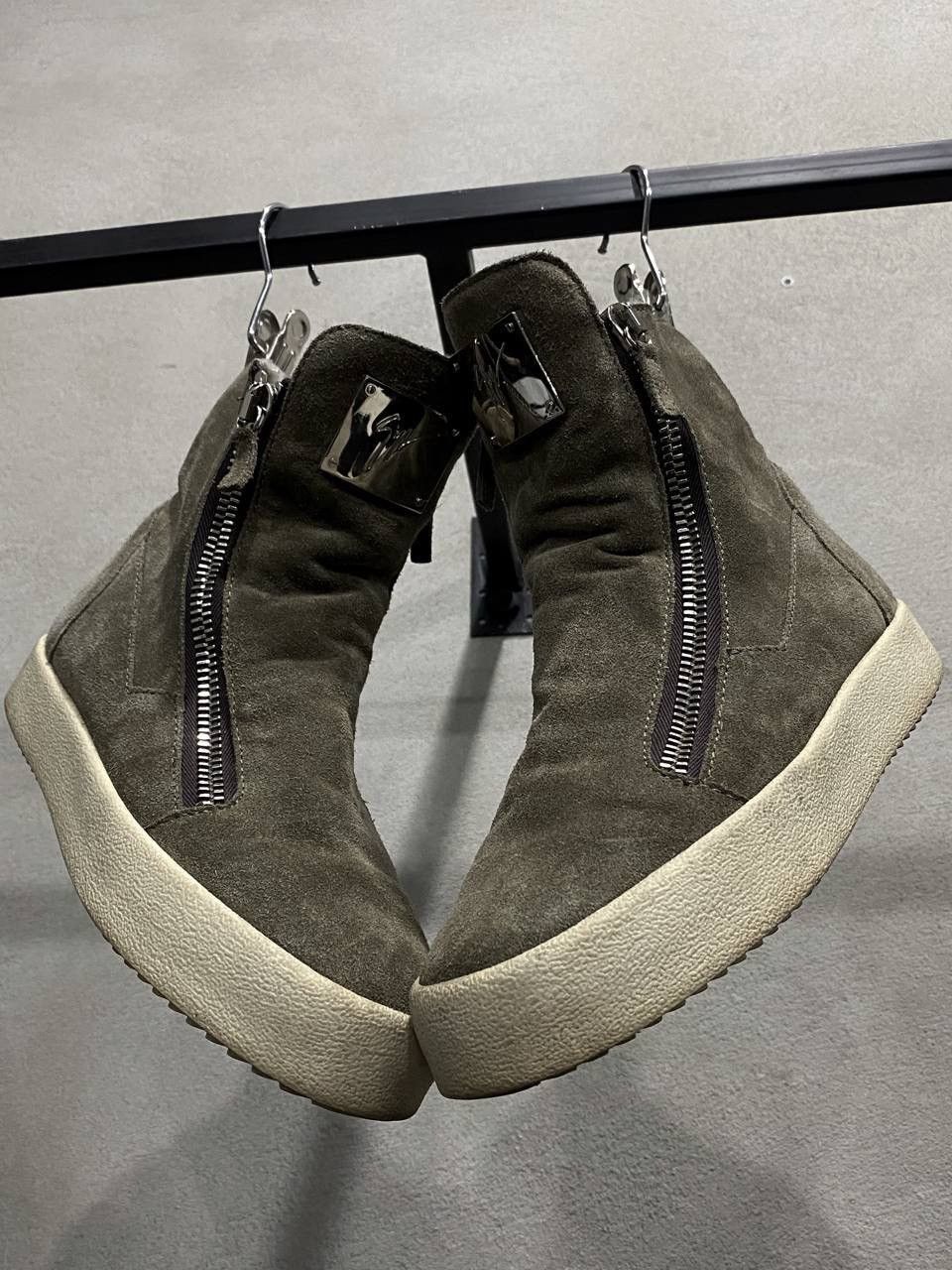 Giuseppe Zanotti Giuseppe Zanotti High Top Sneakers Size US 8 / IT 38 - 1 Thumbnail
