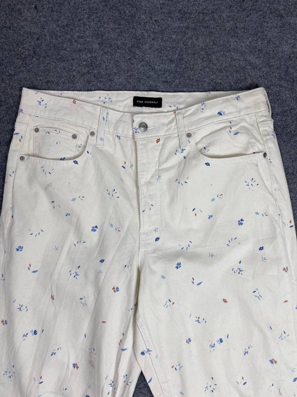 Japanese Brand vintage japanese brands 90s straight fullprint denim Size US 35 - 7 Thumbnail