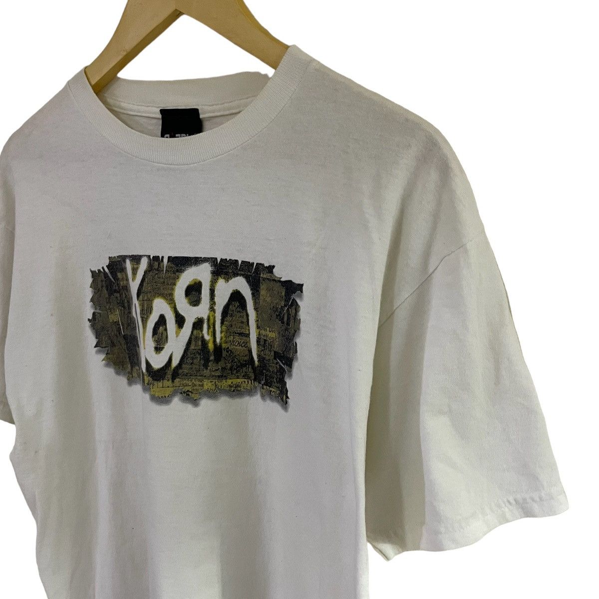 Band Tees × Giant × Vintage Vintage 00's Korn Band Giant Tag Size US S / EU 44-46 / 1 - 4 Thumbnail