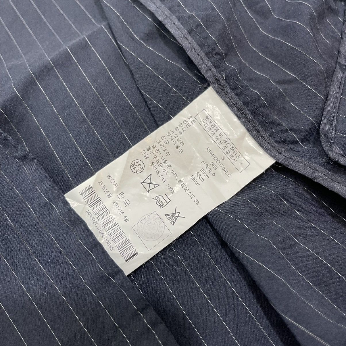 Club Monaco Club Monaco Pinstripe Black Blazer Size L / US 10 / IT 46 - 6 Thumbnail