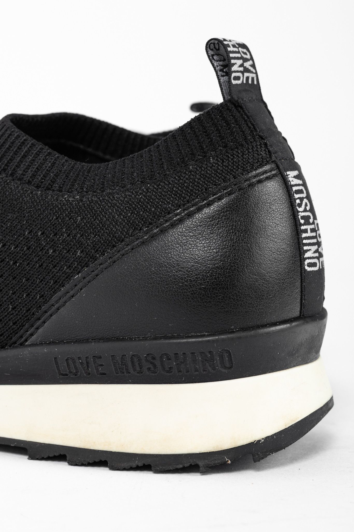 Love Moschino Love Moschino Black Love & Peace Slip-On Knit Sneakers Size US 5.5 / IT 35.5 - 11 Thumbnail