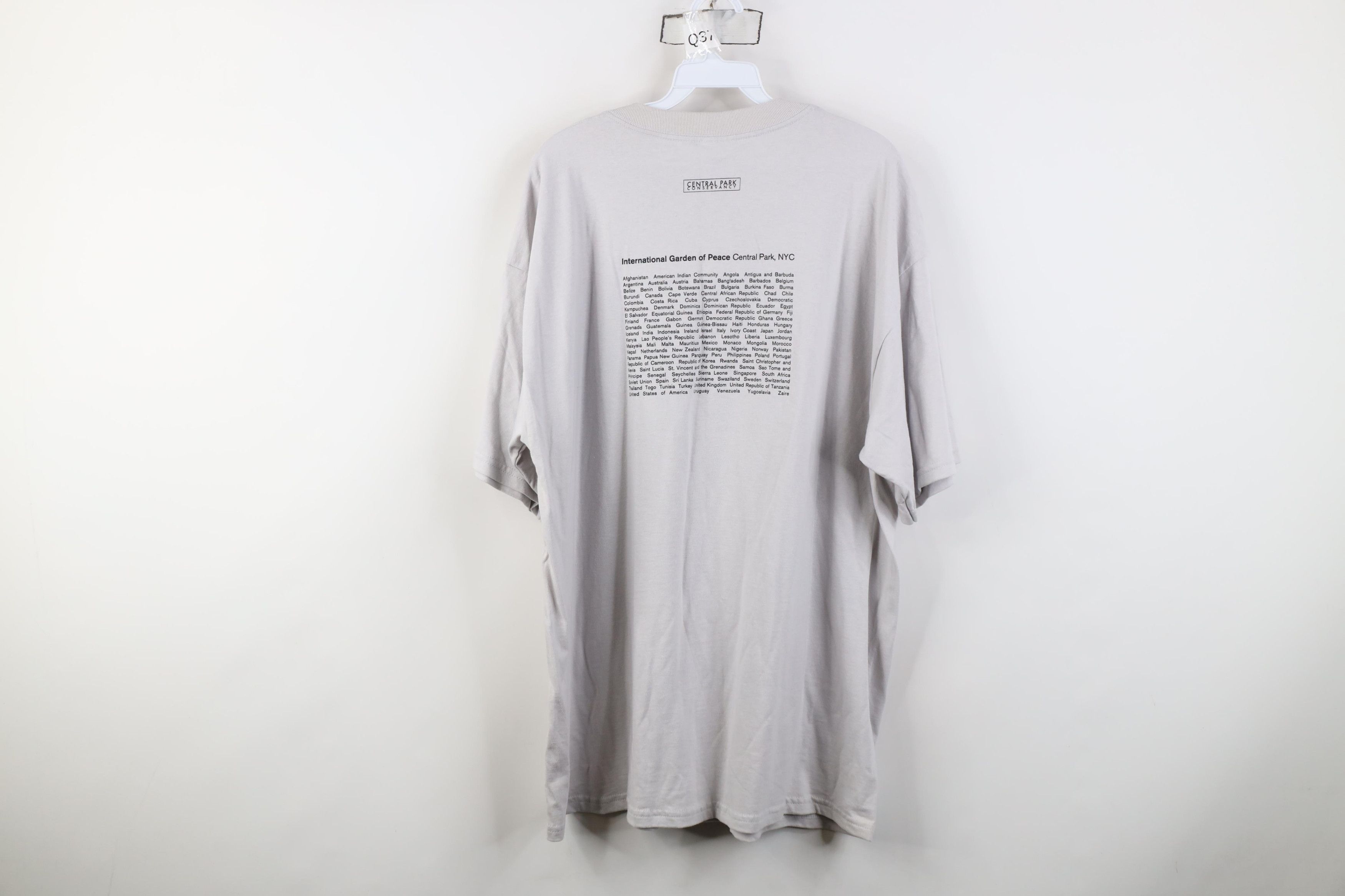 Vintage Deadstock Vintage International Garden of Peace T-Shirt Size US XXL / EU 58 / 5 - 12 Thumbnail