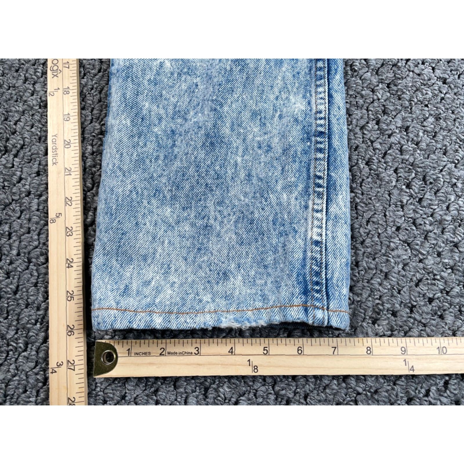 Denime VINTAGE Rustler Jeans 80s Denim Adults Men 32 x 26 Light Blue 5-Pocket 80s Retro Hipster Talon Zipper Mens Size US 32 / EU 48 - 7 Thumbnail