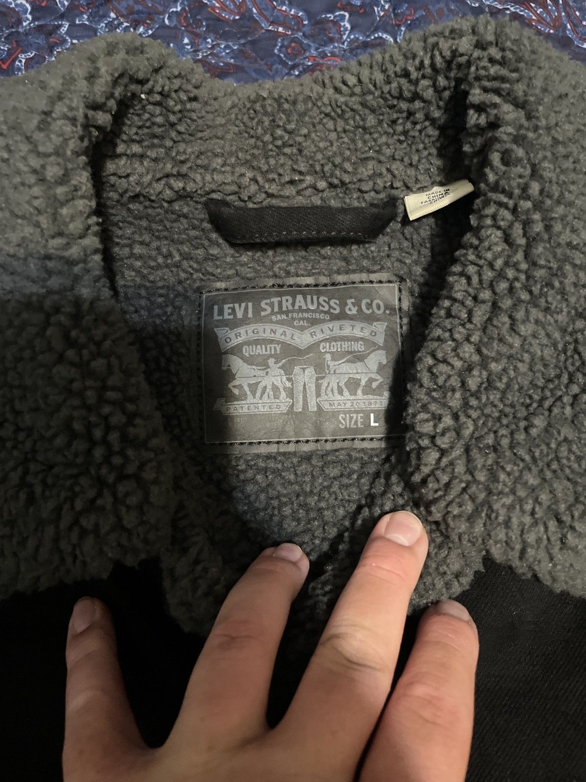 Levi's Levi’s Sherpa Lined Black Denim Jacket Size US L / EU 52-54 / 3 - 2 Thumbnail