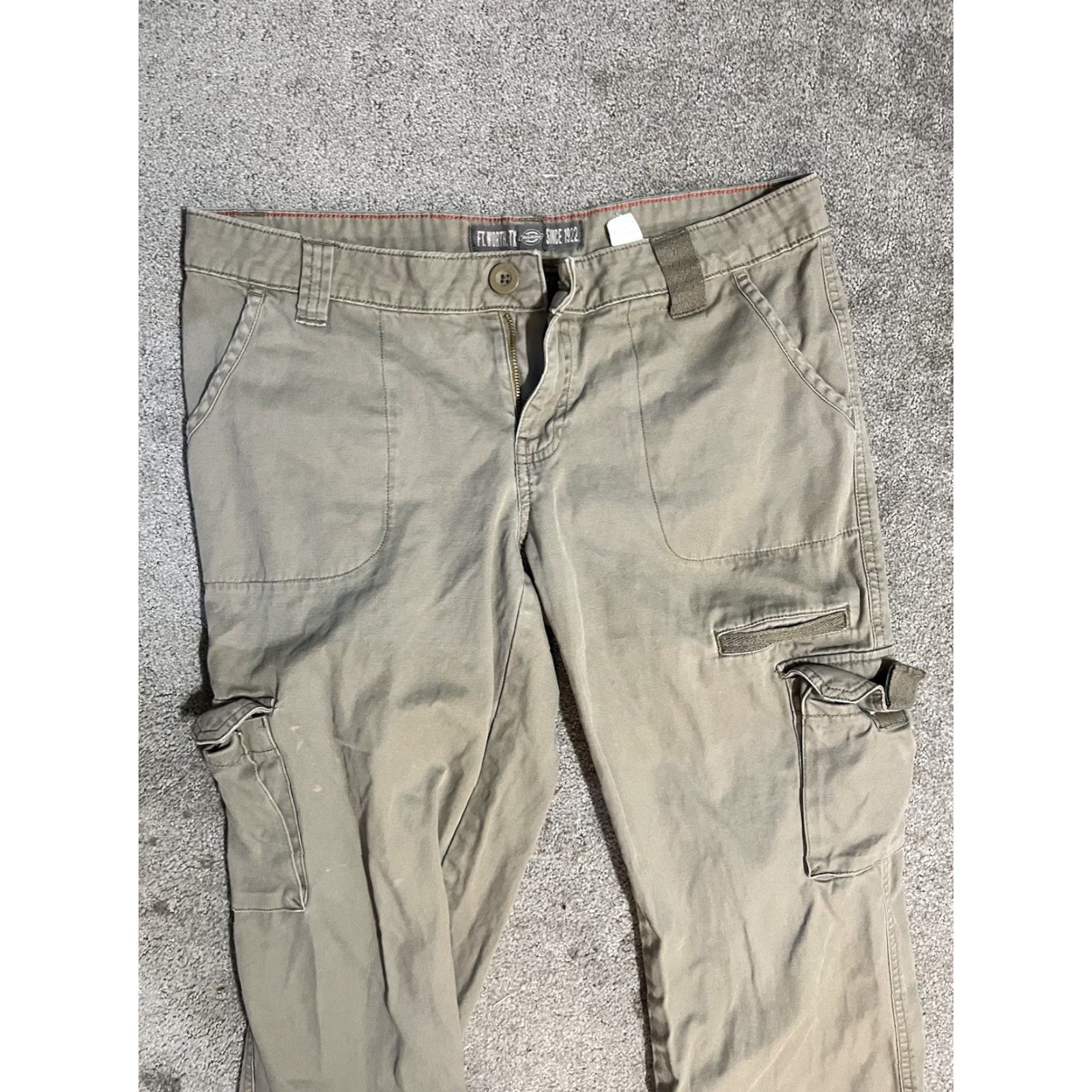 Dickies Dickies Beige Relaxed Fit Cargo Work Pants Women Size 8 Inseam 26 Hemmed Cargo Pants Size 30" / US 8 / IT 44 - 2 Thumbnail