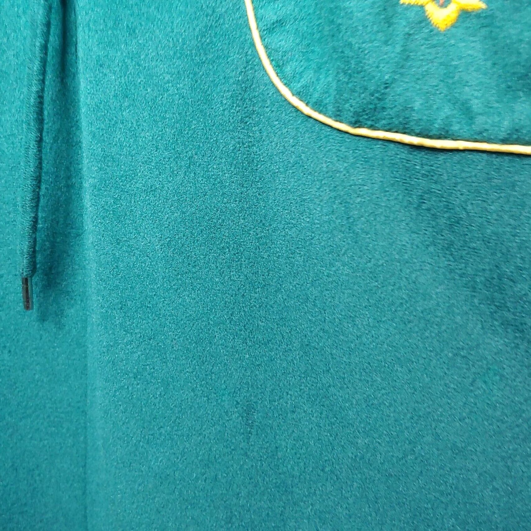 Velour VINTAGE Robe Women M 14-16 Long Green Velour Embroidered Flowers Bohemian Grannycore 80s Hippie Lounge Belted Long Robe Womens Size ONE SIZE - 7 Thumbnail