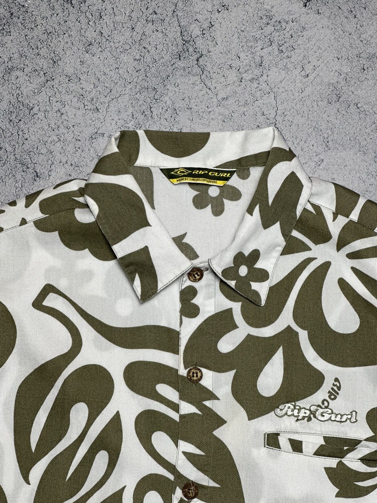 Rip Curl Vintage Rip Curl Floral Hawaiian Y2K Button Up Surf Shirt Size US L / EU 52-54 / 3 - 3 Thumbnail