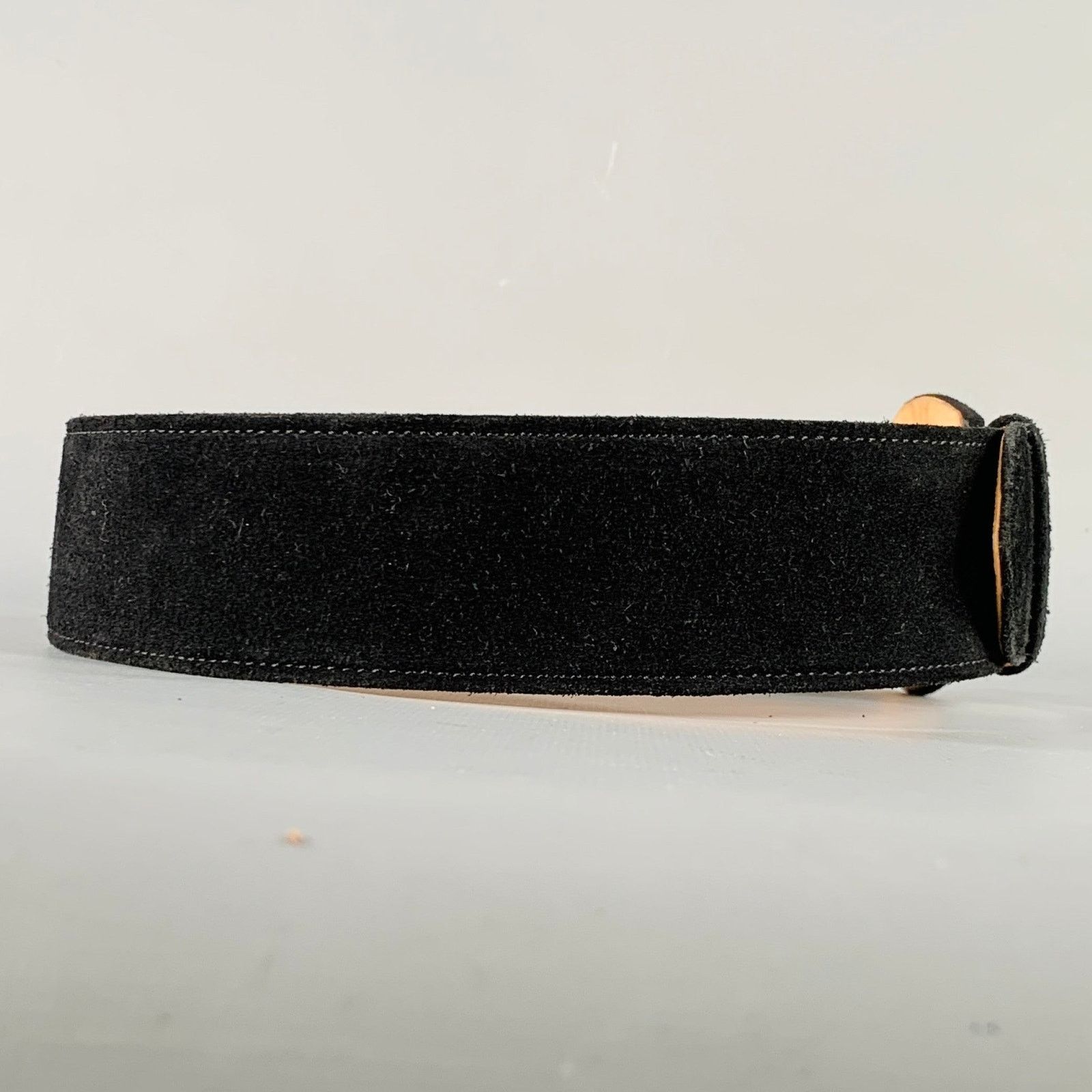 Giorgio Armani GIORGIO ARMANI Black Suede Covered Buckle Belt Size ONE SIZE - 2 Thumbnail