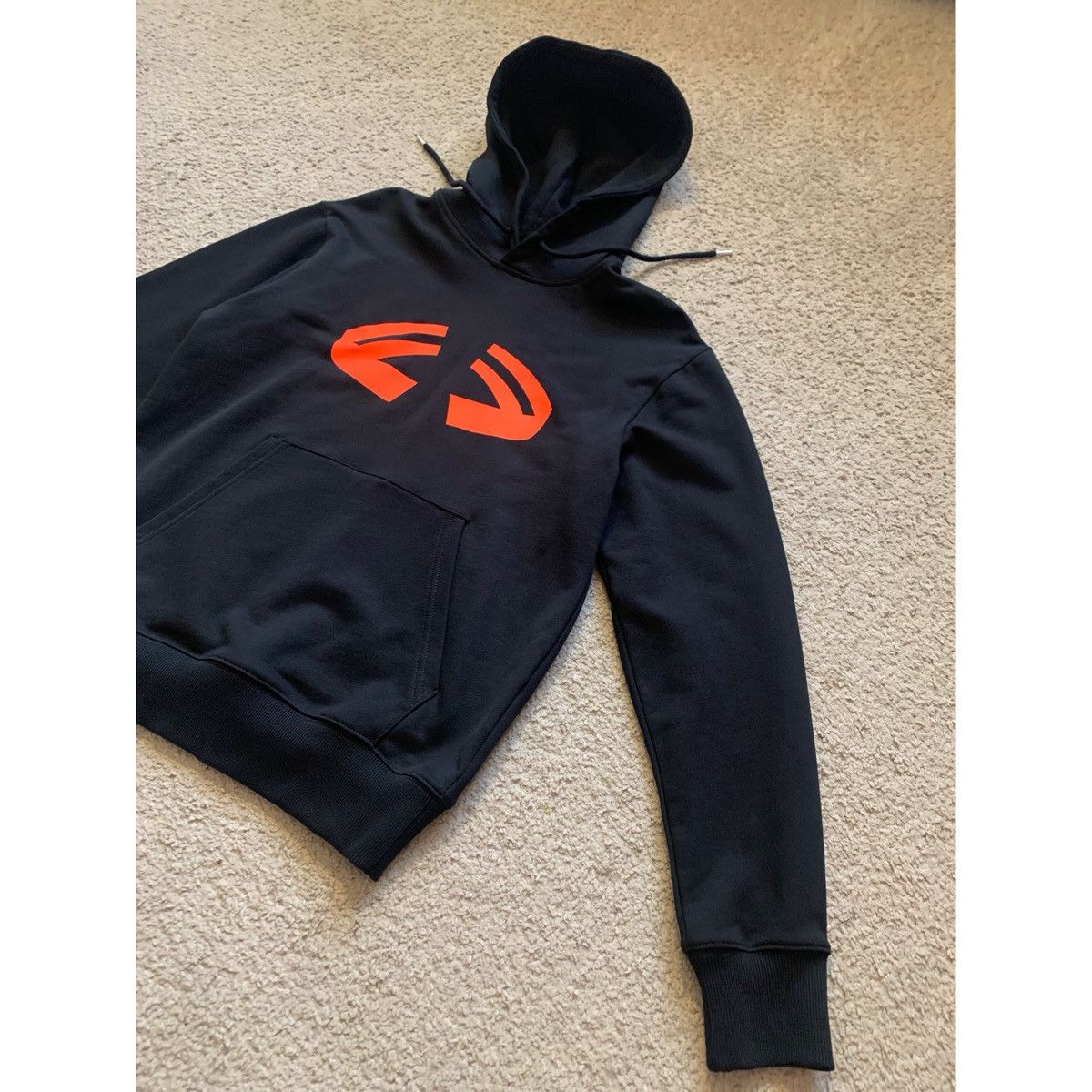 Helmut Lang HELMUT LANG LIMITED EDITION HALLOWEEN HOODIE Size US S / EU 44-46 / 1 - 12 Thumbnail