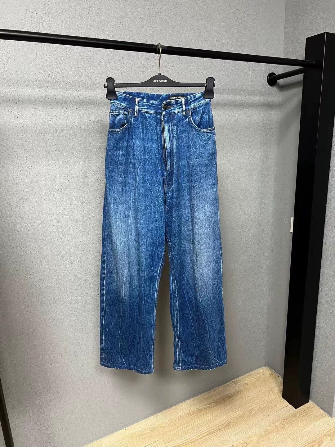 Balenciaga balenciaga 3d printed denim pants size s Size US 28 / EU 44 - 1 Thumbnail