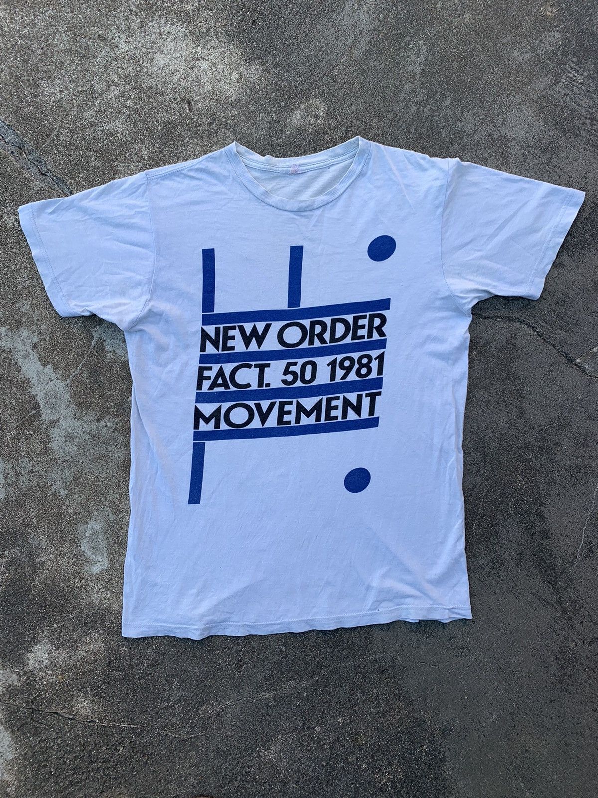 Band Tees × Vintage New Order Album Fact. 50 1981 Movement Size US M / EU 48-50 / 2 - 1 Thumbnail
