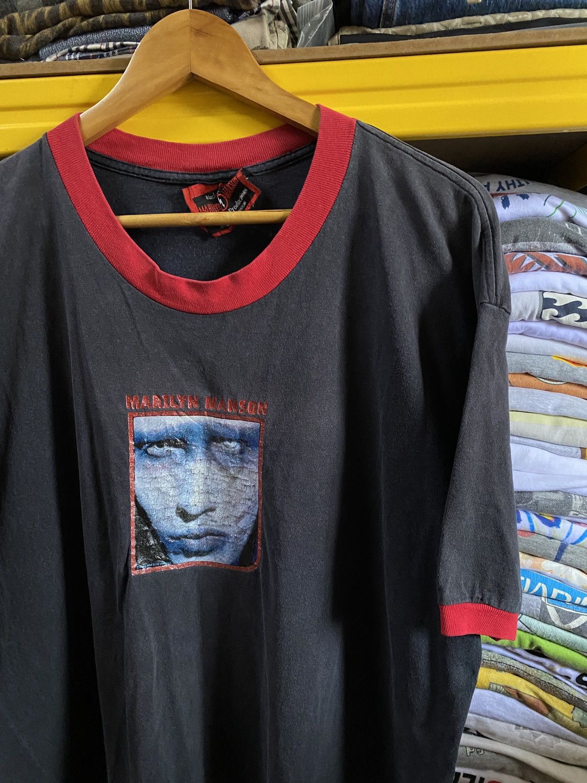 Band Tees × Marilyn Manson × Vintage RARE Vintage 1997 Marilyn Manson Band Tshirt ringer Size US XL / EU 56 / 4 - 3 Thumbnail