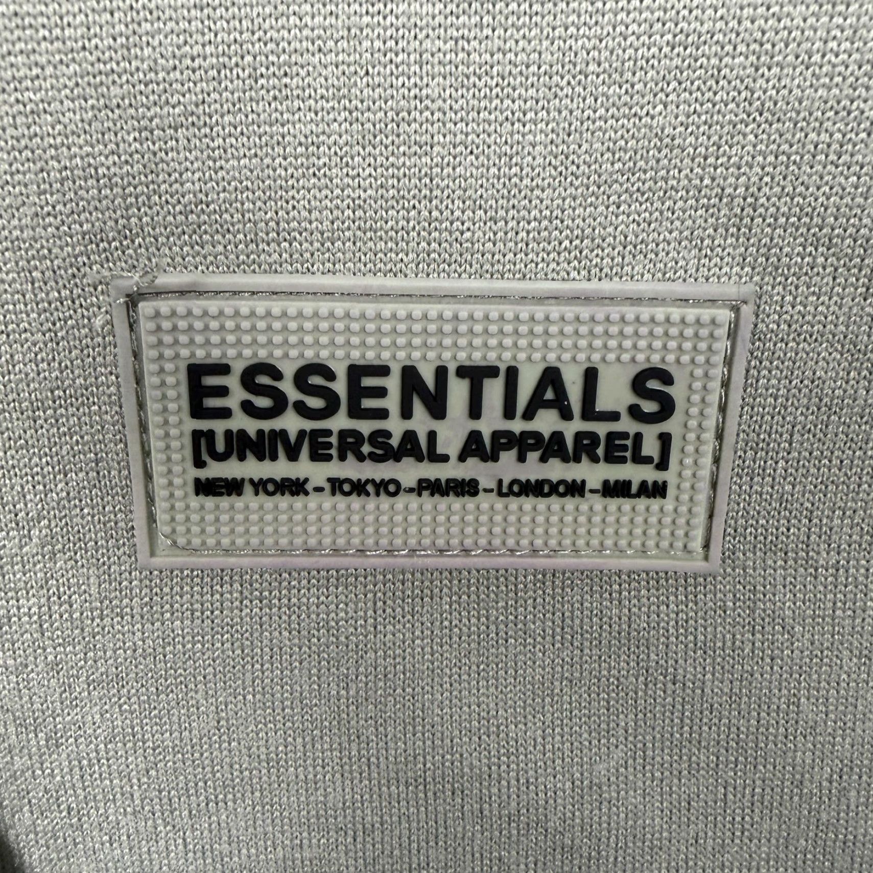 Essentials DRY Essentials Hoodie Mens Large Green Fleece Pullover Kangaroo Pocket Logo Size US L / EU 52-54 / 3 - 5 Thumbnail