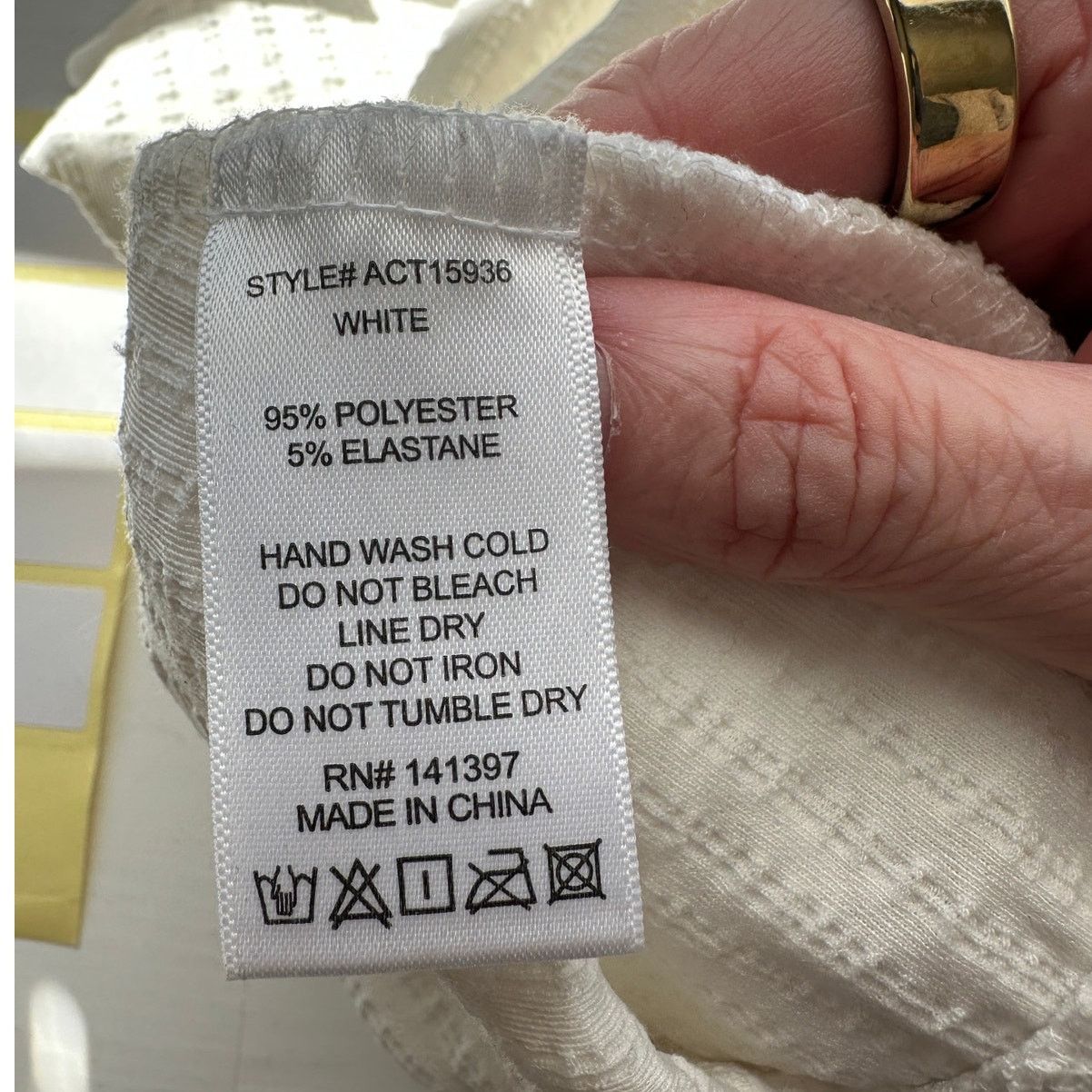 ASTR The Label ASTR The Label Off White Textured Seersucker Bodysuit XS Size XS / US 0-2 / IT 36-38 - 16 Thumbnail