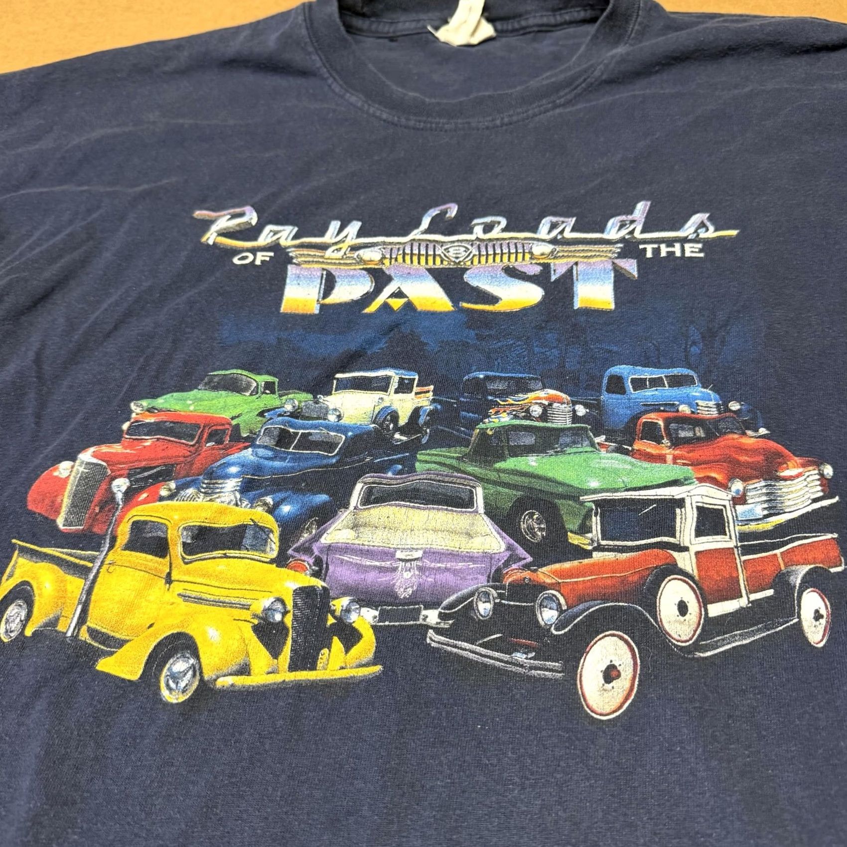 Vintage American Tradition Shirt Mens 2XL Blue Payloads Of The Past Graphic Trucks Tee Size US XXL / EU 58 / 5 - 2 Thumbnail