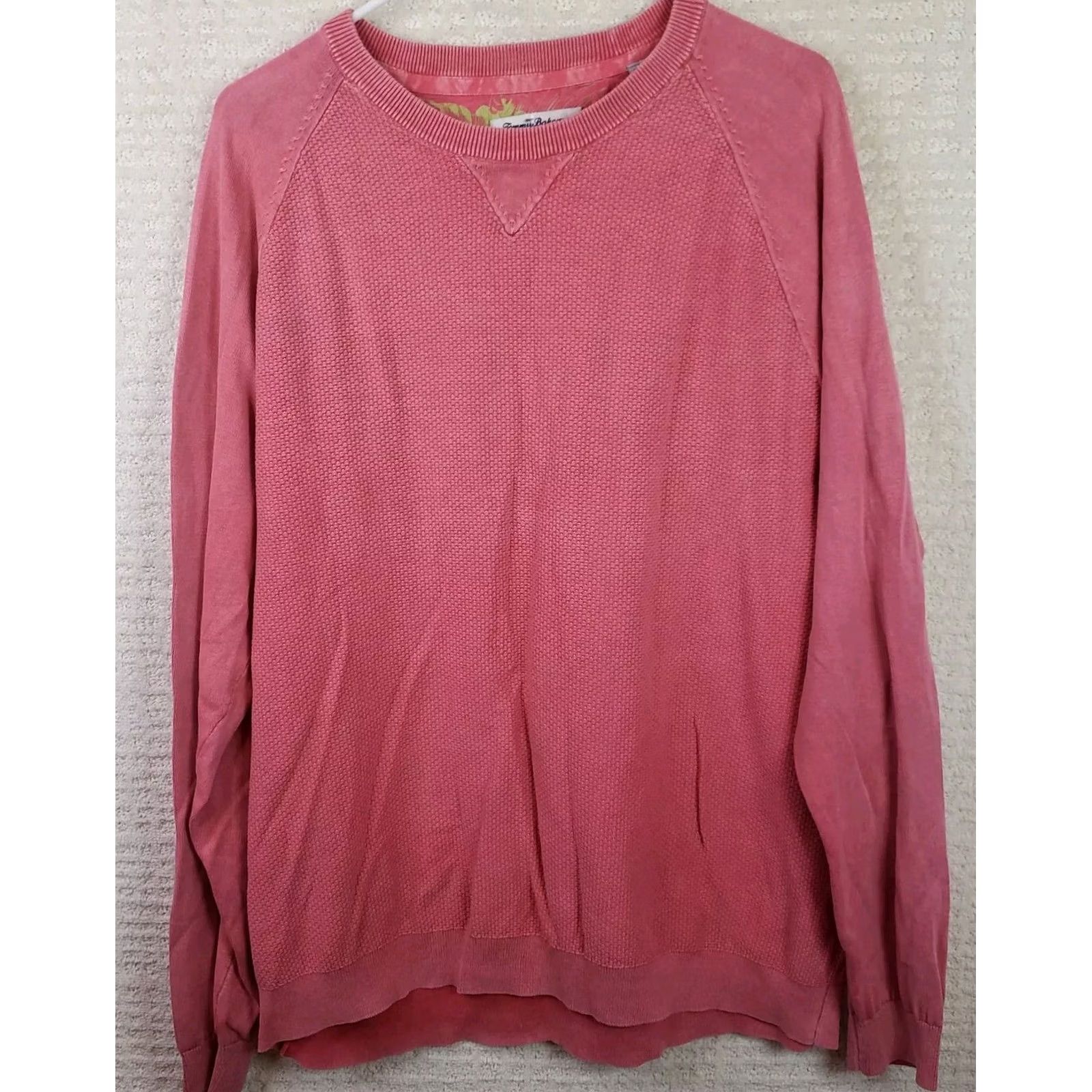 Tommy Bahama Tommy Bahama Sweatshirt Men's XL Pink Long Sleeve Pullover Crew Neck Knit Cotton Regular Size US XL / EU 56 / 4 - 2 Thumbnail