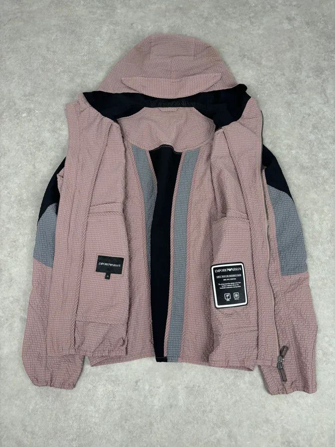 Emporio Armani AW2020 Emporio Armani Rose Nylon Windbreaker Jacket Size US L / EU 52-54 / 3 - 7 Thumbnail