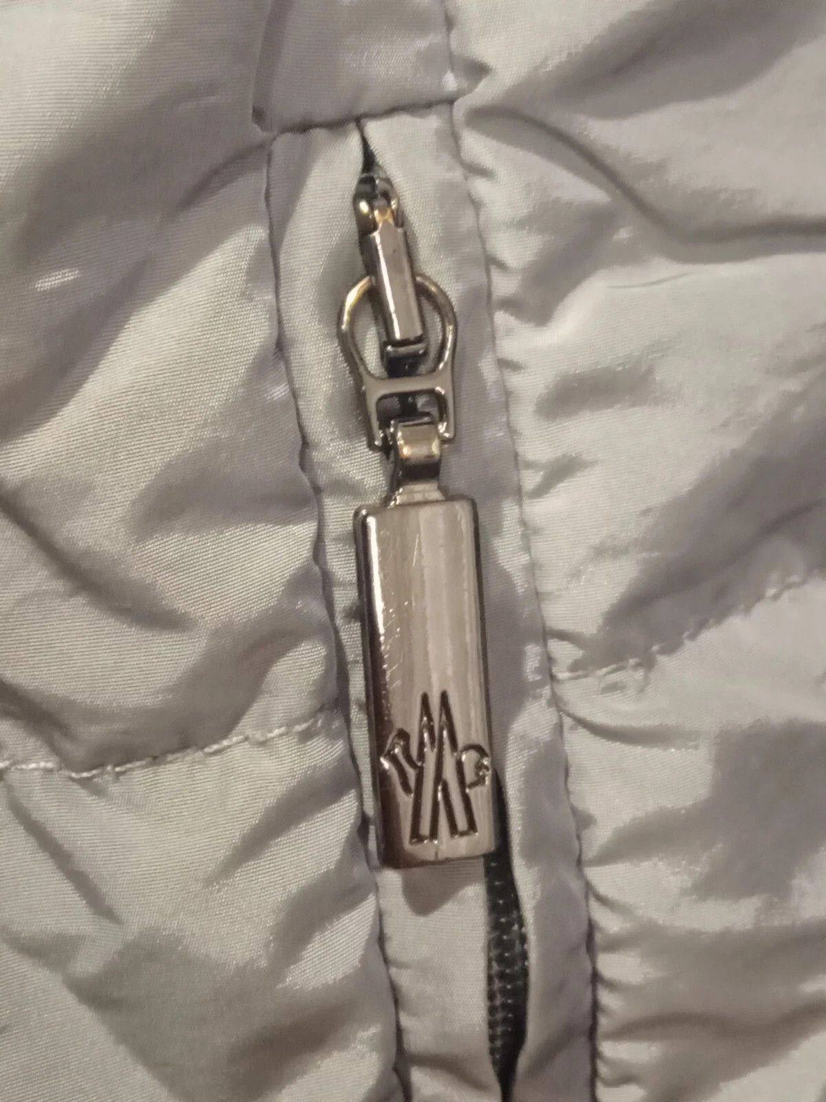 Moncler Moncler Johanna Giubbotto Down Coat Size 3/M - Pristine Size M / US 6-8 / IT 42-44 - 4 Thumbnail