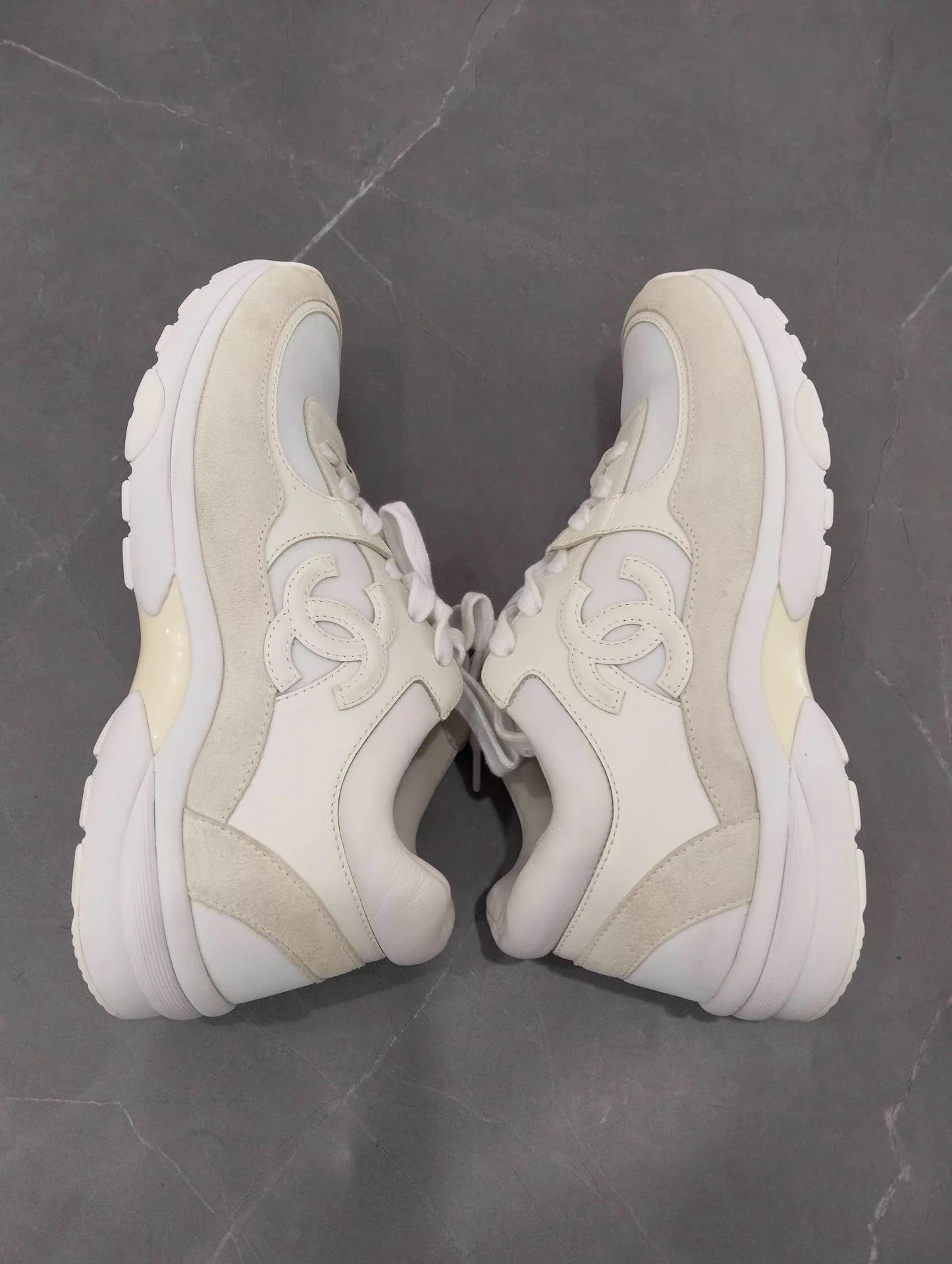 Chanel CHANEL White 95 New Sneaker Size 38 Size US 7.5 / IT 37.5 - 3 Thumbnail