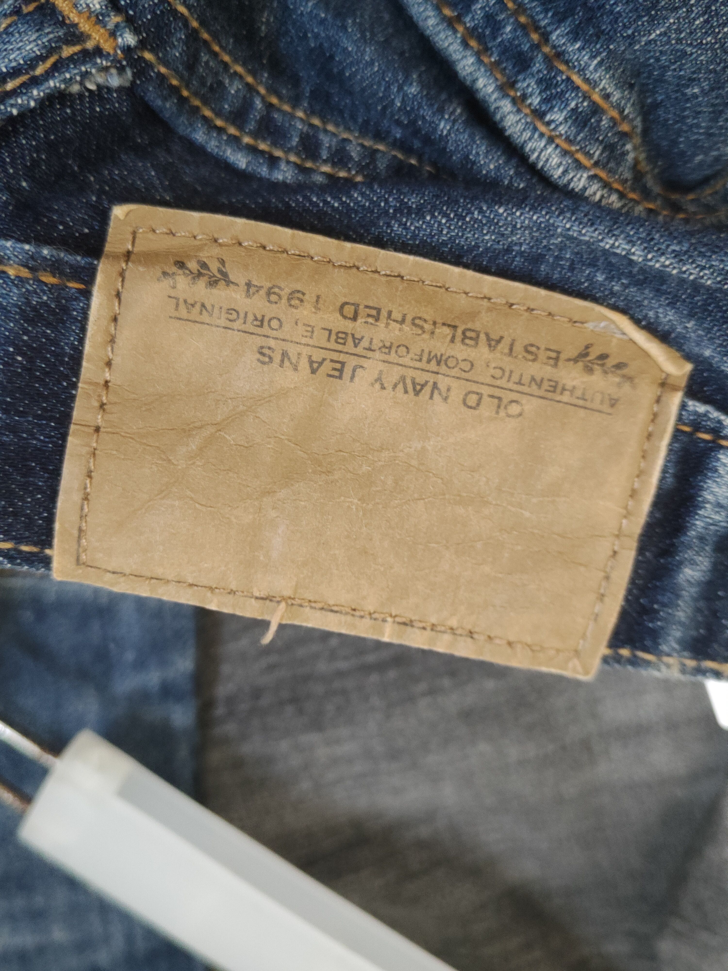 Vintage Old Navy Dark Blue Distressed Ripped Skinny Jeans #W1603 Size US 31 - 12 Thumbnail