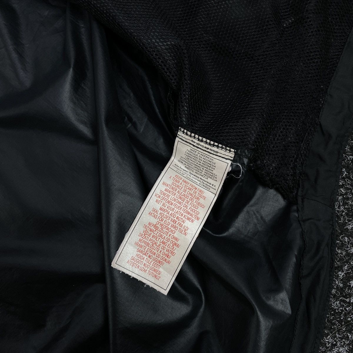 Vintage NIKE VINTAGE NYLON VEST Y2K drill Size US S / EU 44-46 / 1 - 11 Thumbnail
