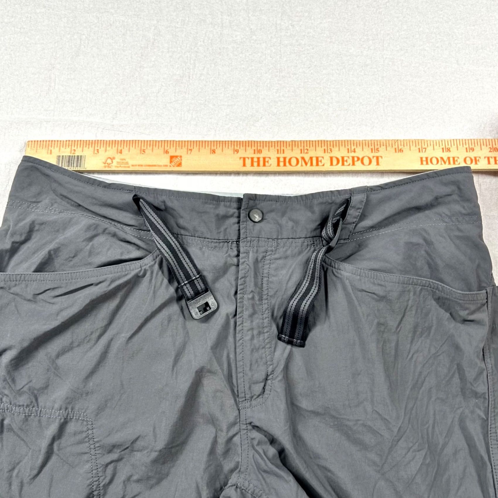 Mountain Hardwear VINTAGE Mountain Hard Wear Pants Mens XL Convertible Zip Off Legs Cargo Belted Hiking Size US 36 / EU 52 - 7 Thumbnail